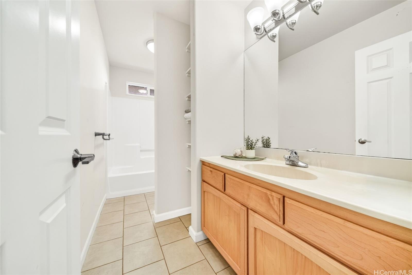 2047 10th Avenue  Unit C