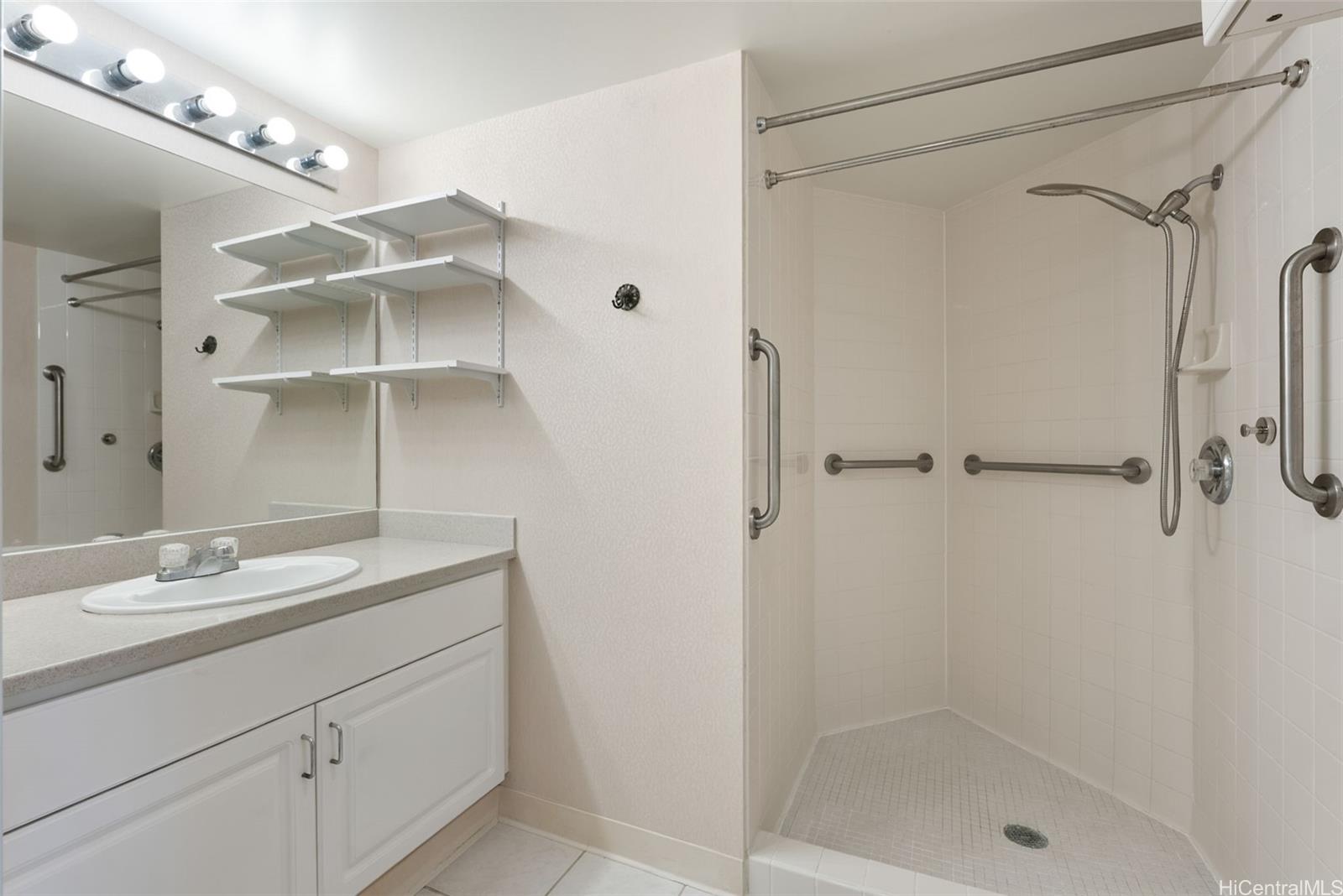 1314 Kalakaua Avenue  Unit 613