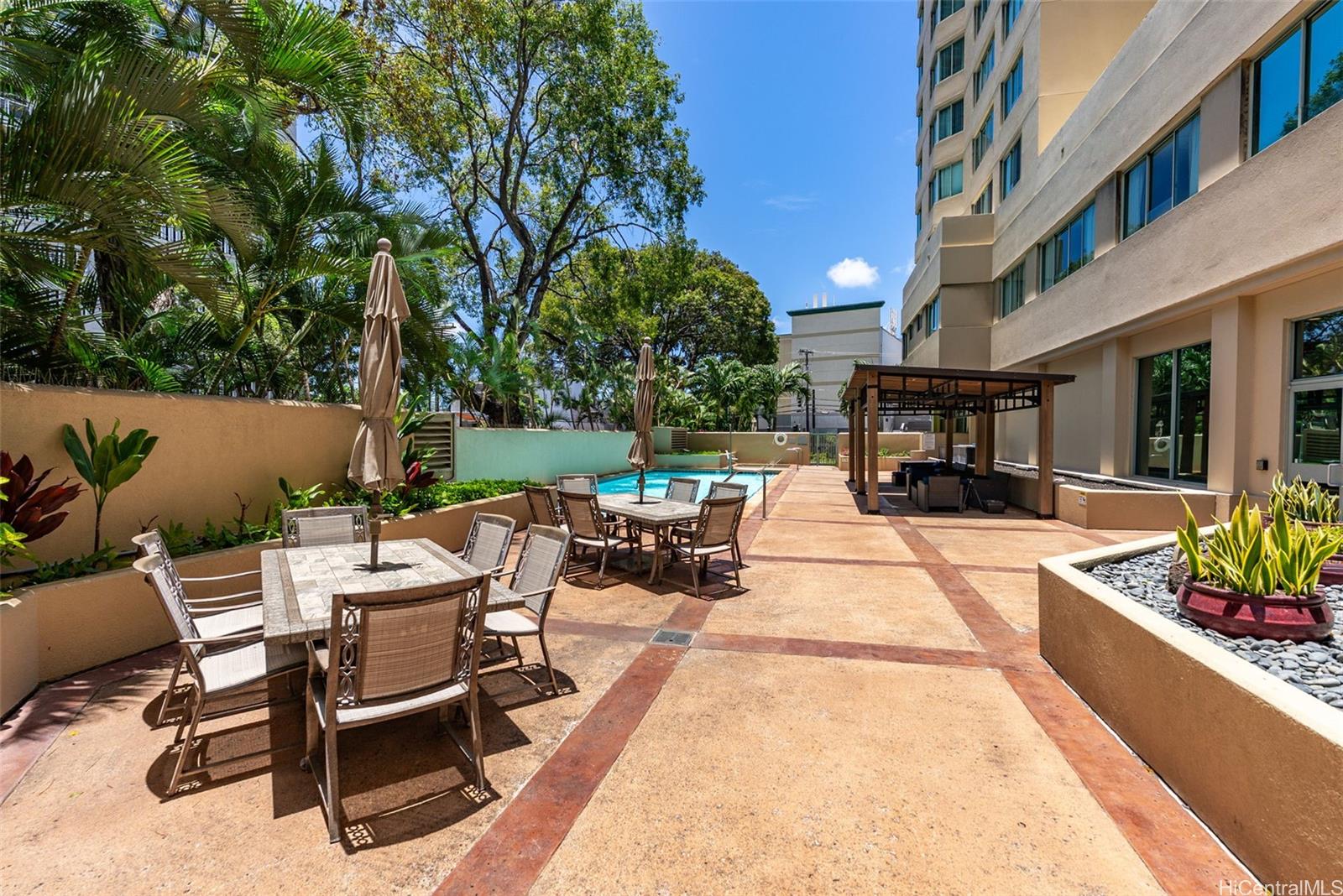 1314 Kalakaua Avenue  Unit 613