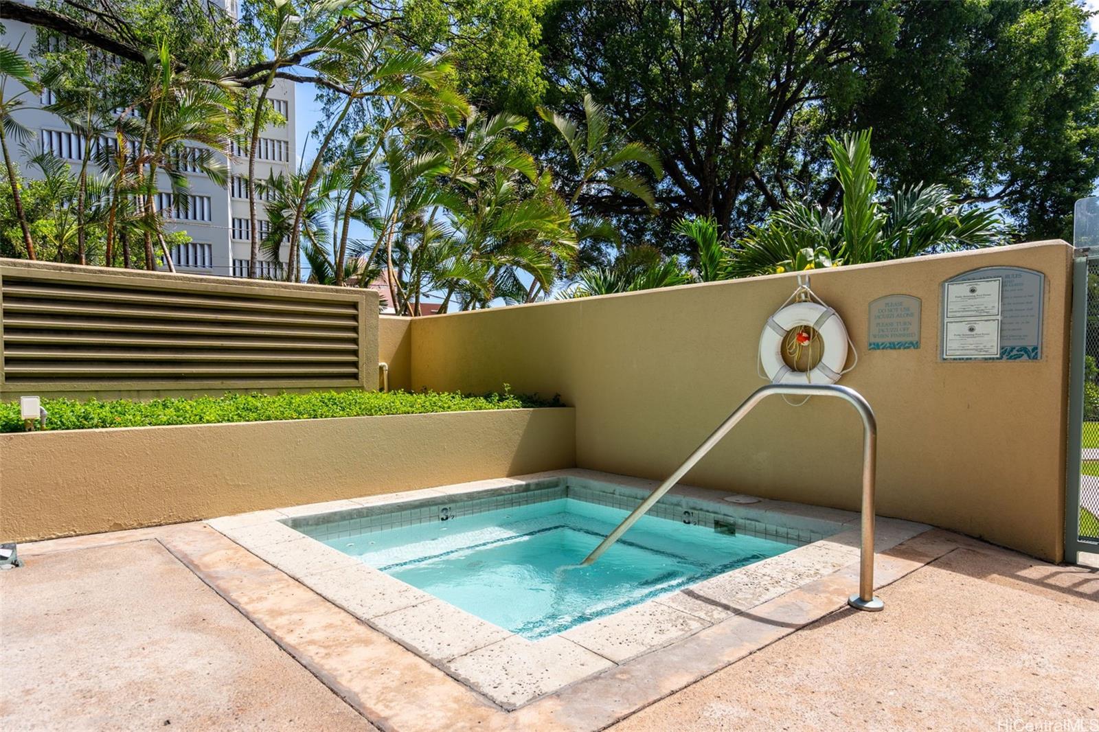 1314 Kalakaua Avenue  Unit 613