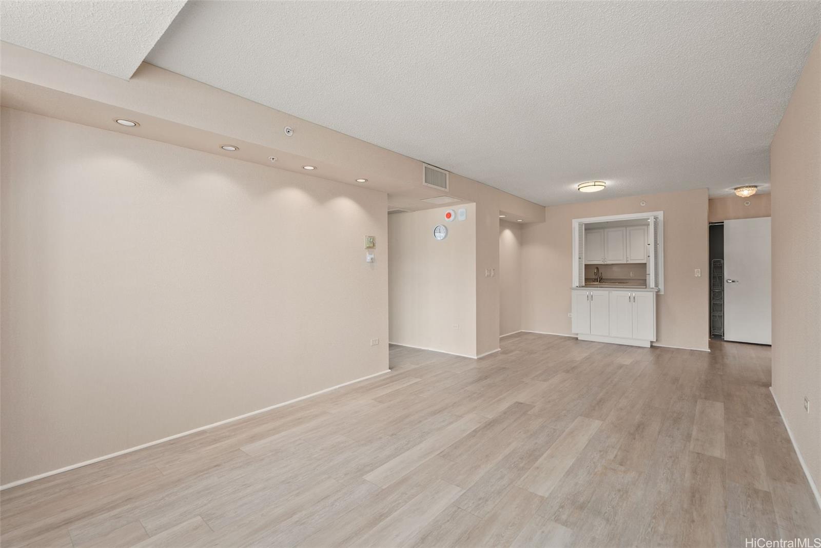 1314 Kalakaua Avenue  Unit 613