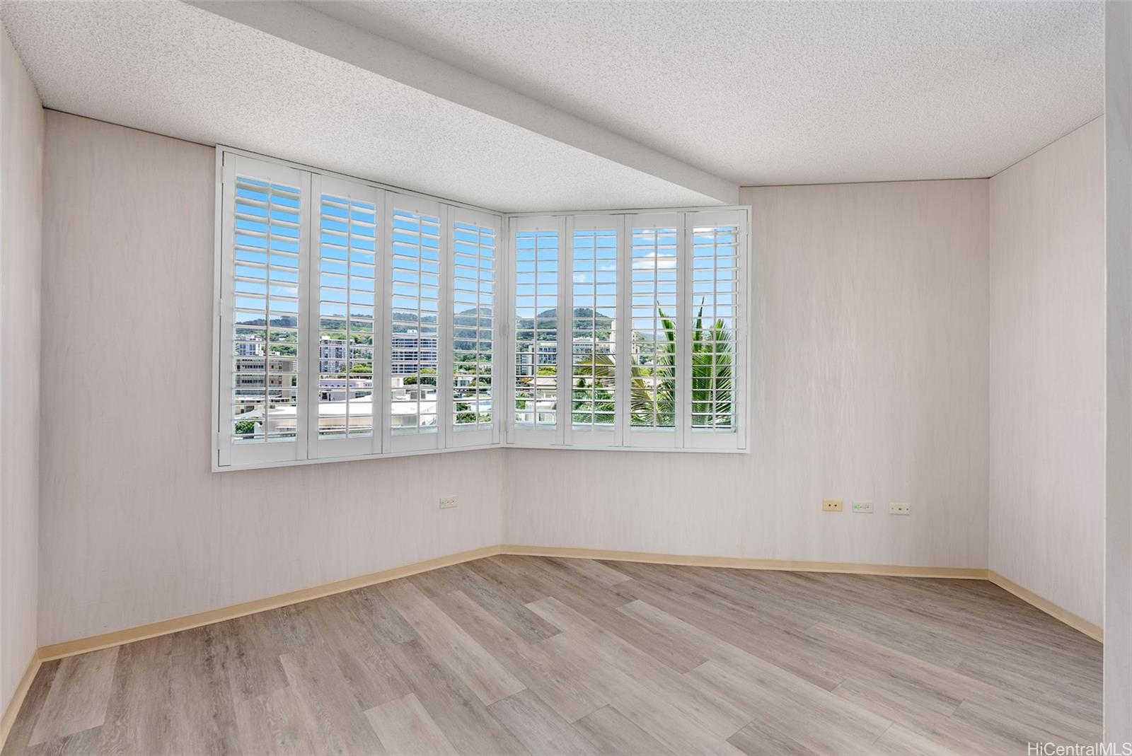 1314 Kalakaua Avenue  Unit 613