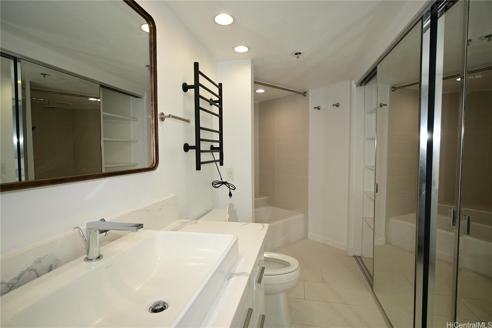 581 Kamoku Street  Unit 3002