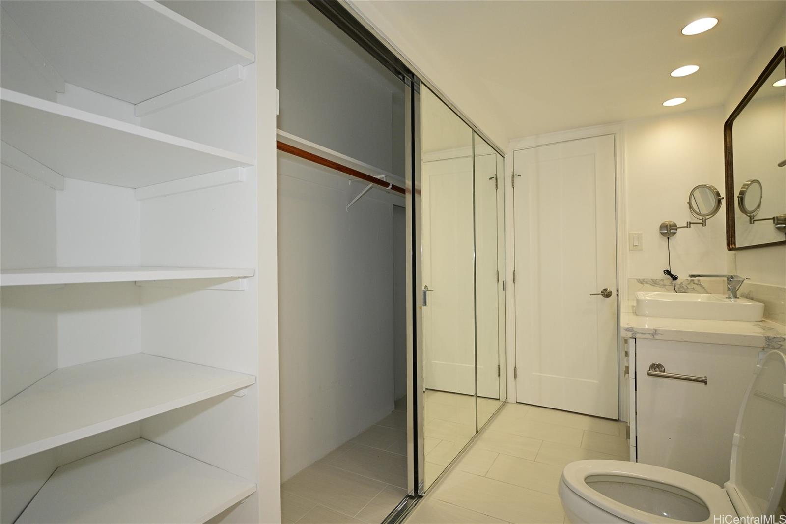 581 Kamoku Street  Unit 3002