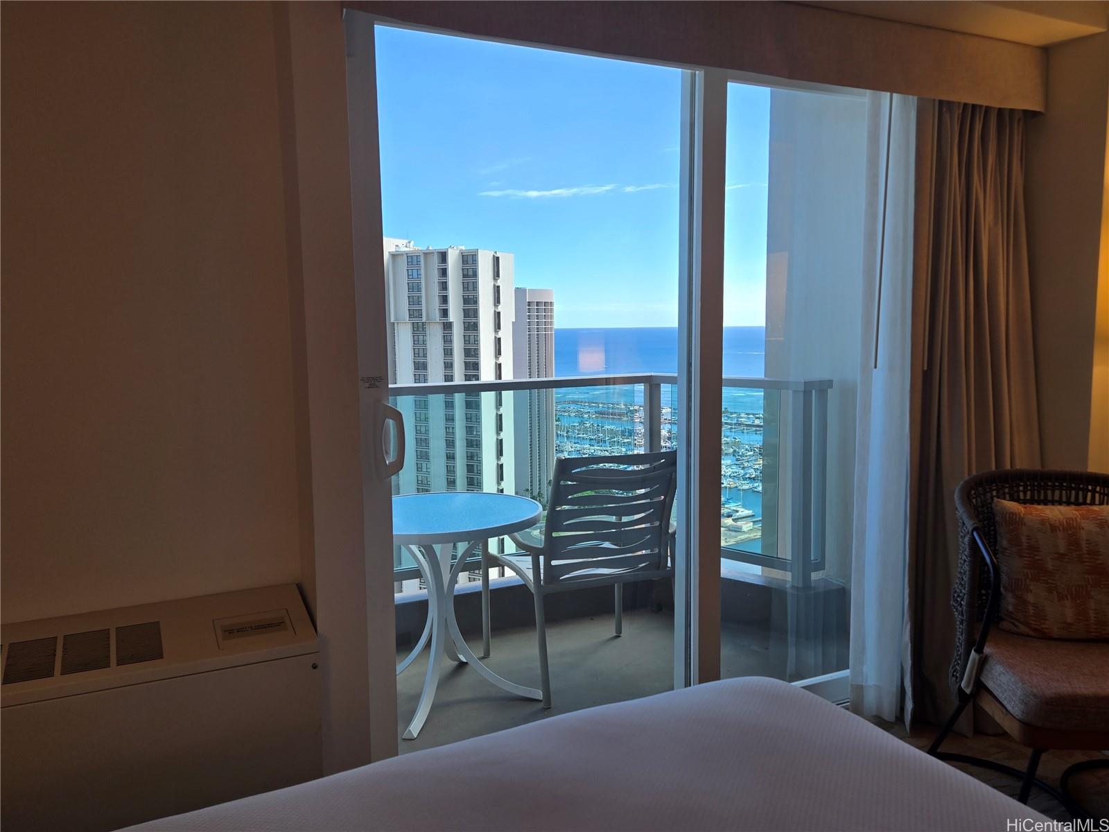 Photo 10 of 25