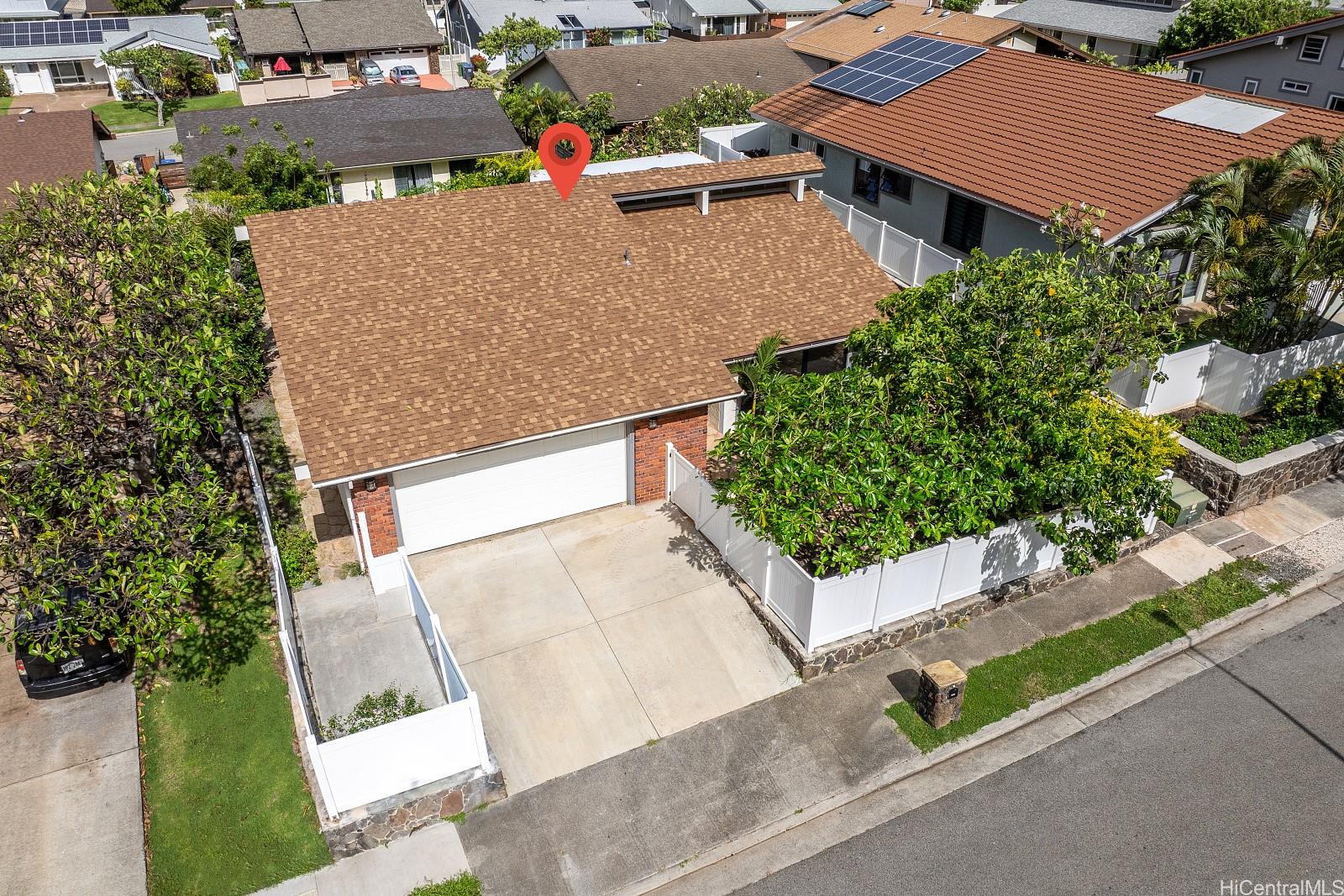1360 Kaeleku Street