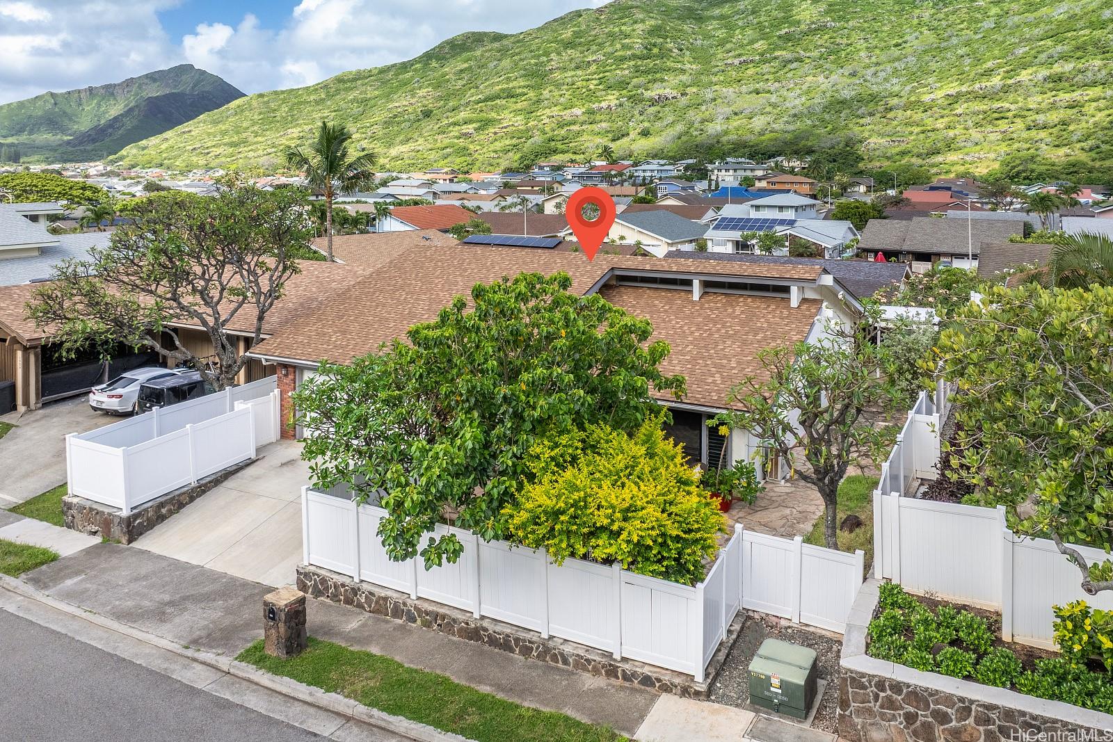 1360 Kaeleku Street