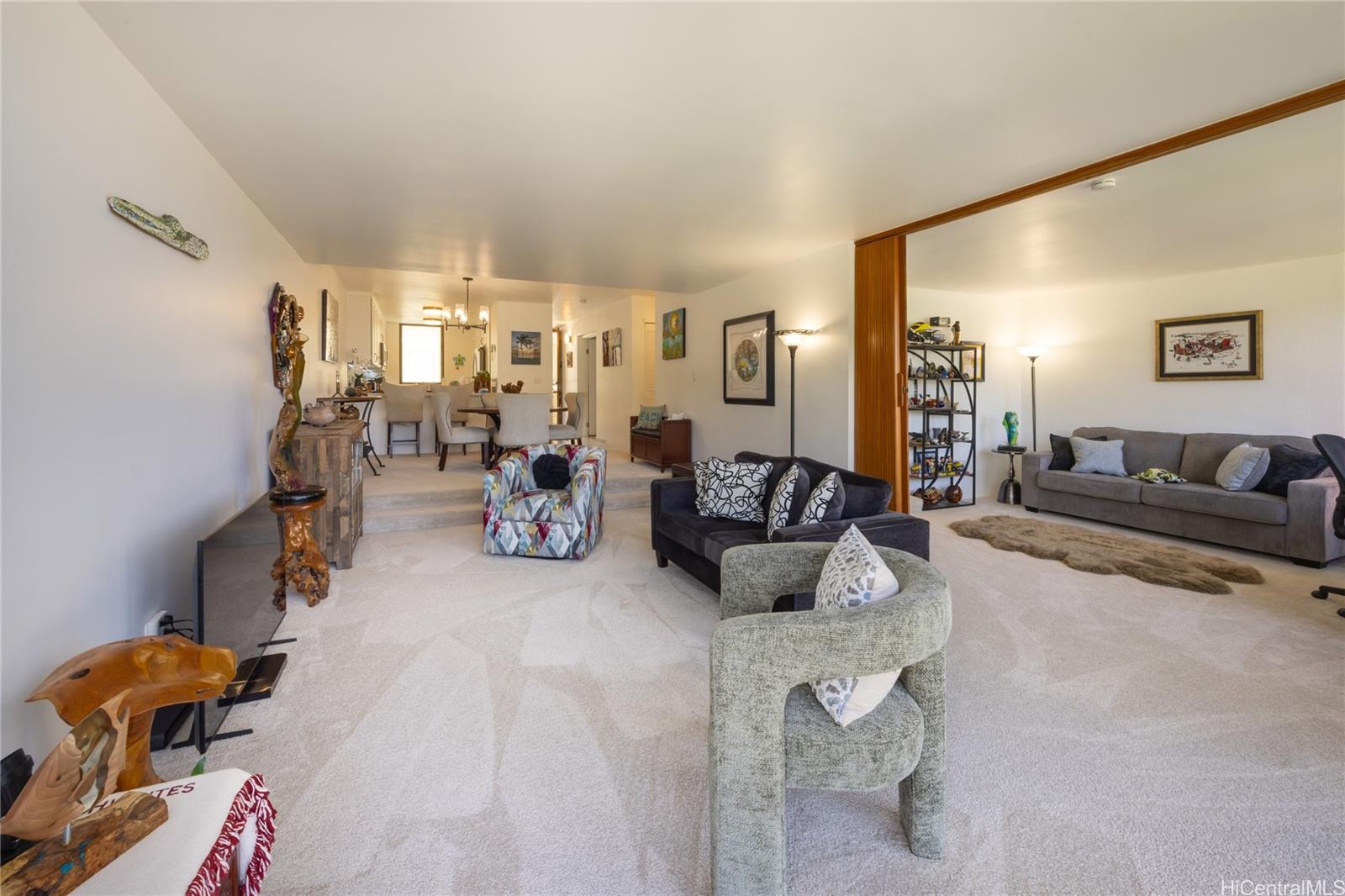 521 Hahaione Street  Unit 2/12H