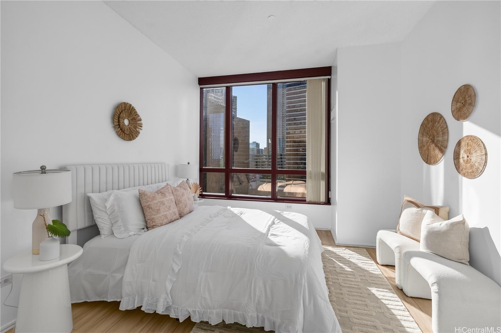 725 Kapiolani Boulevard  Unit 1004