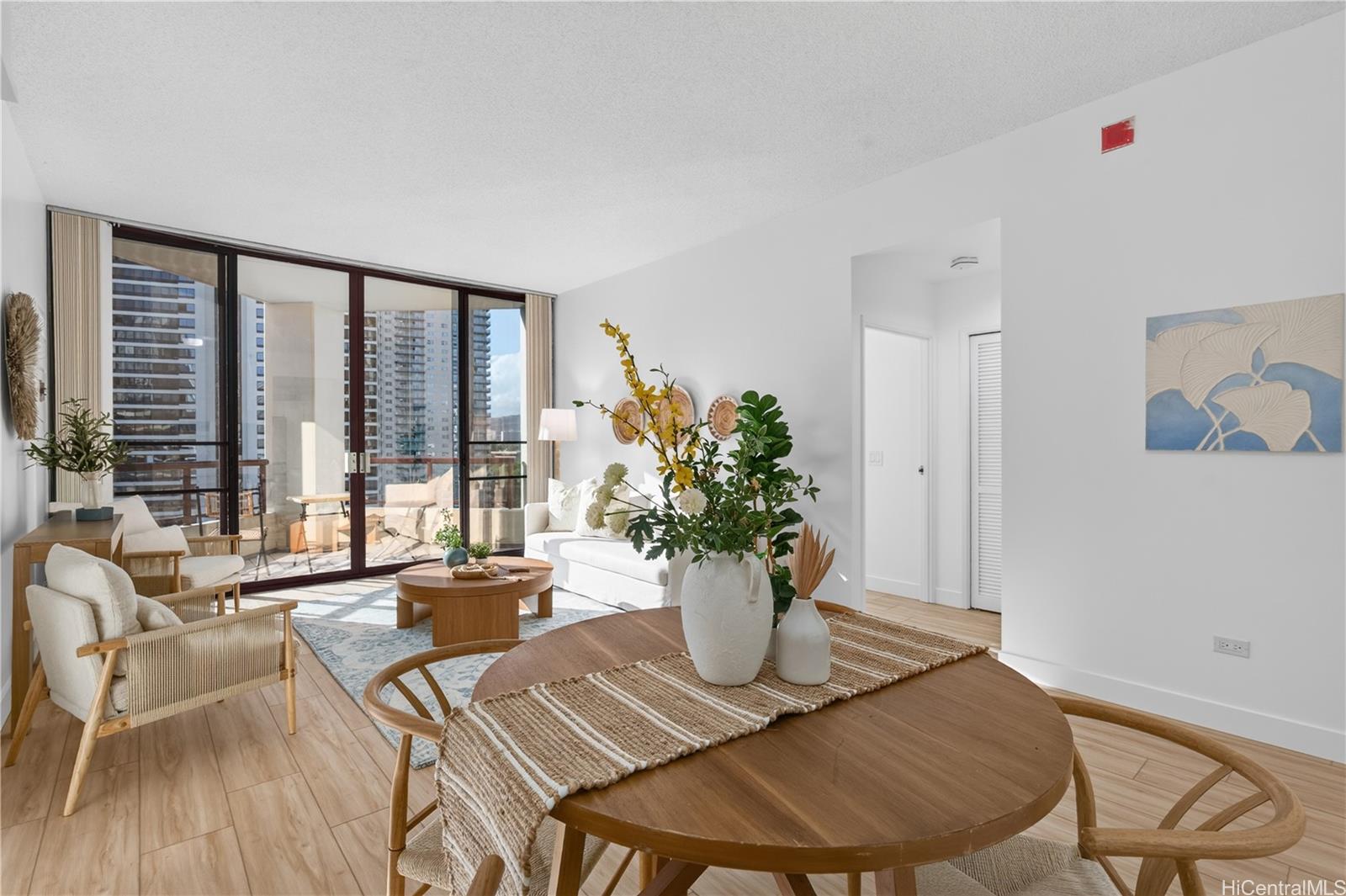 725 Kapiolani Boulevard  Unit 1004