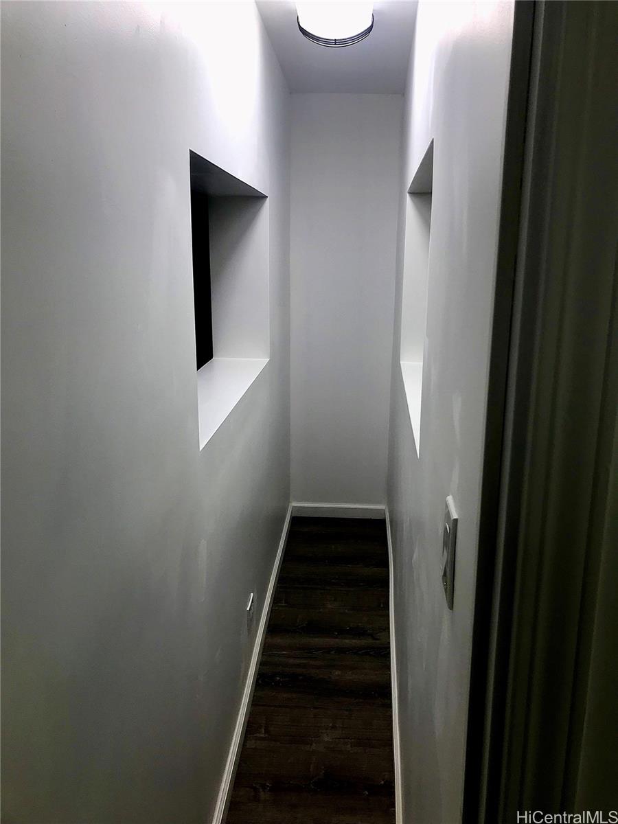 1750 kalakaua Avenue  Unit 202