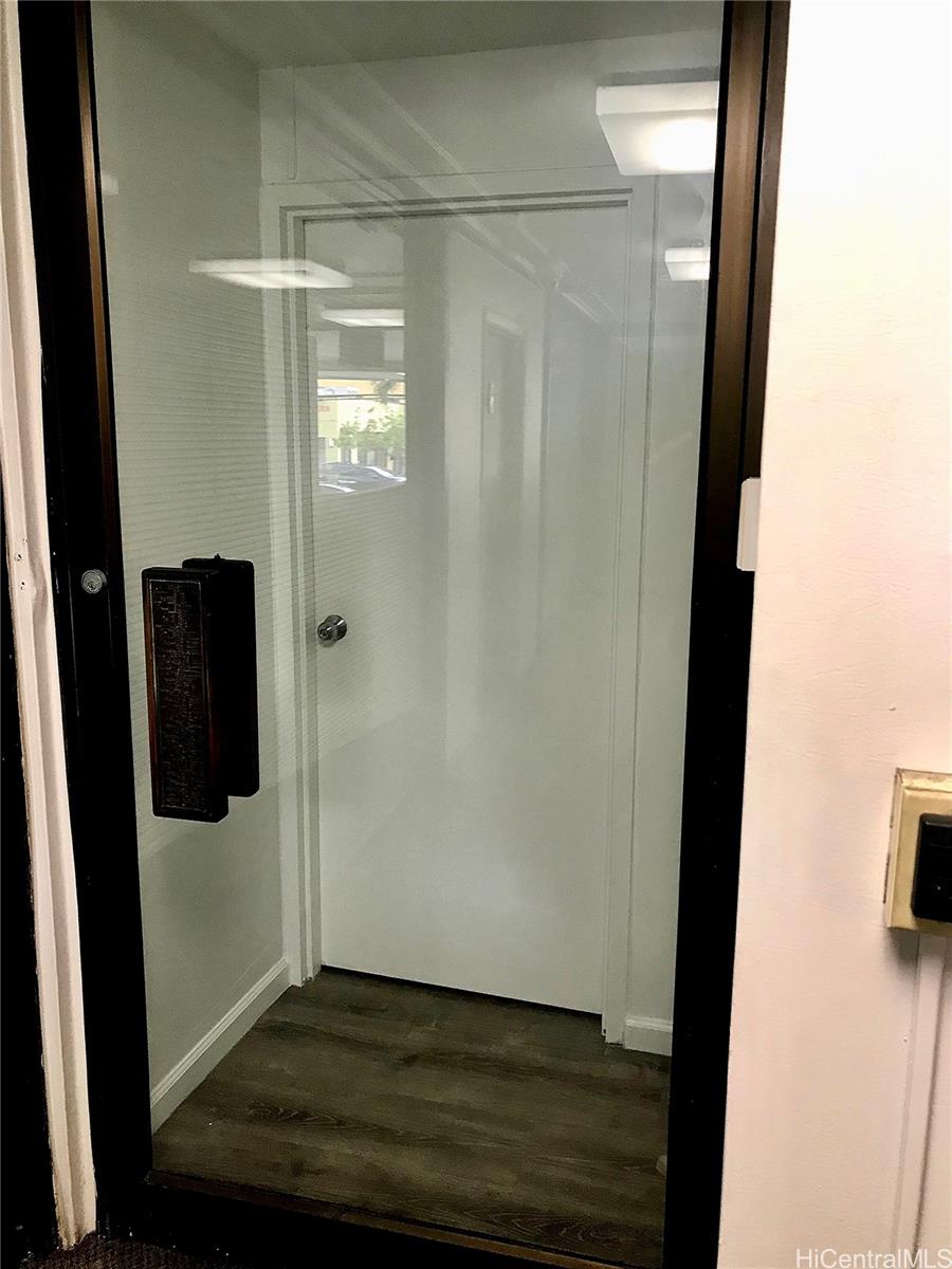 1750 kalakaua Avenue  Unit 202