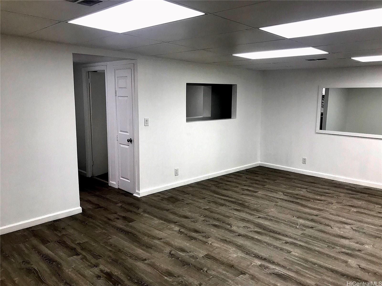 1750 kalakaua Avenue  Unit 202