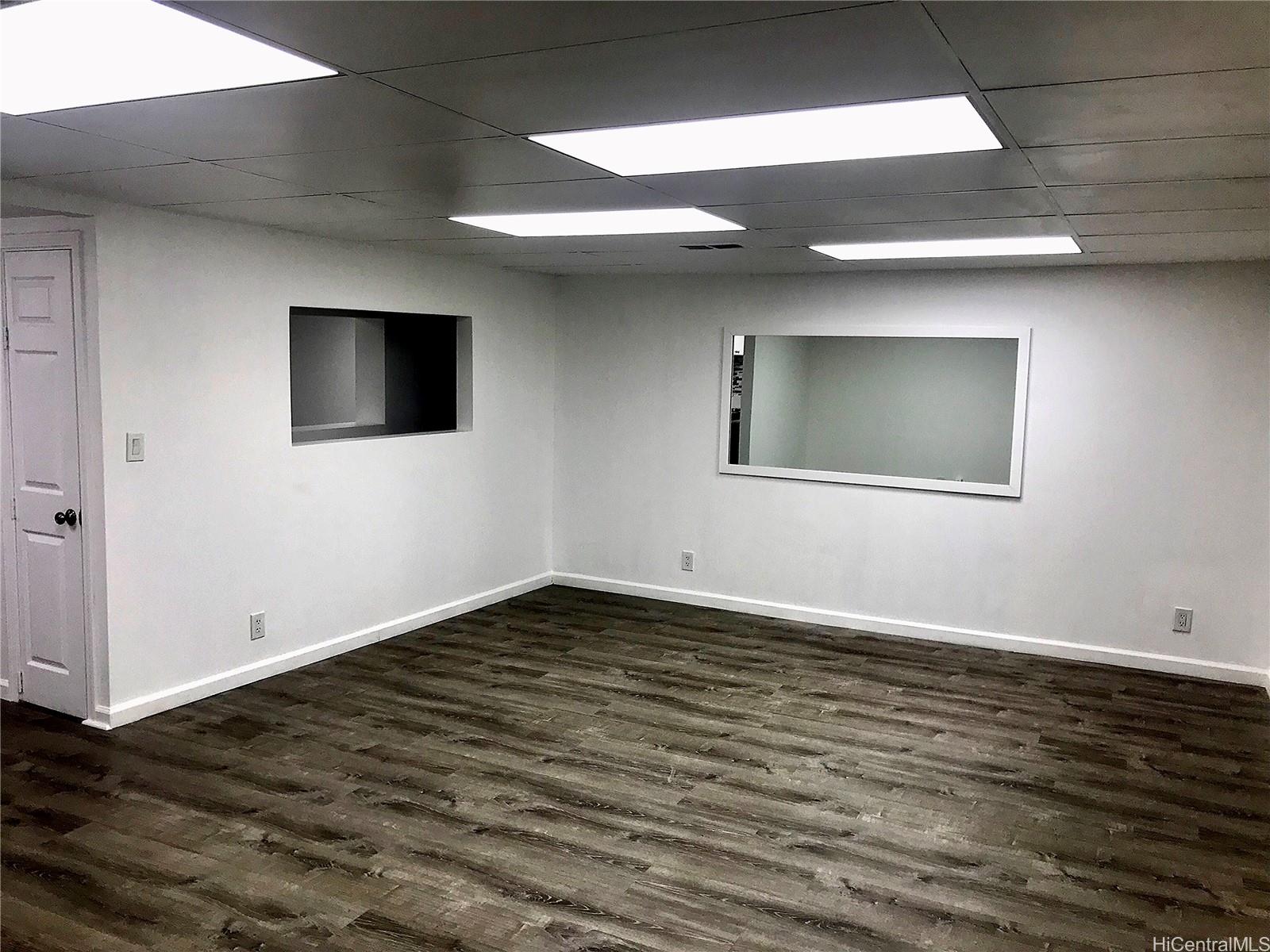 1750 kalakaua Avenue  Unit 202