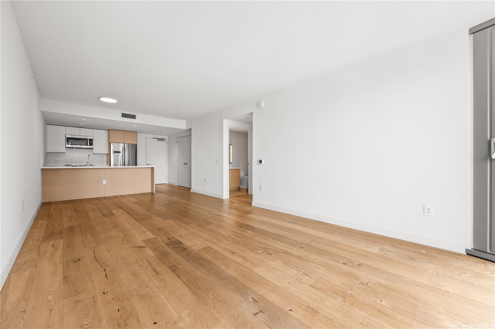 Photo 10 of 23