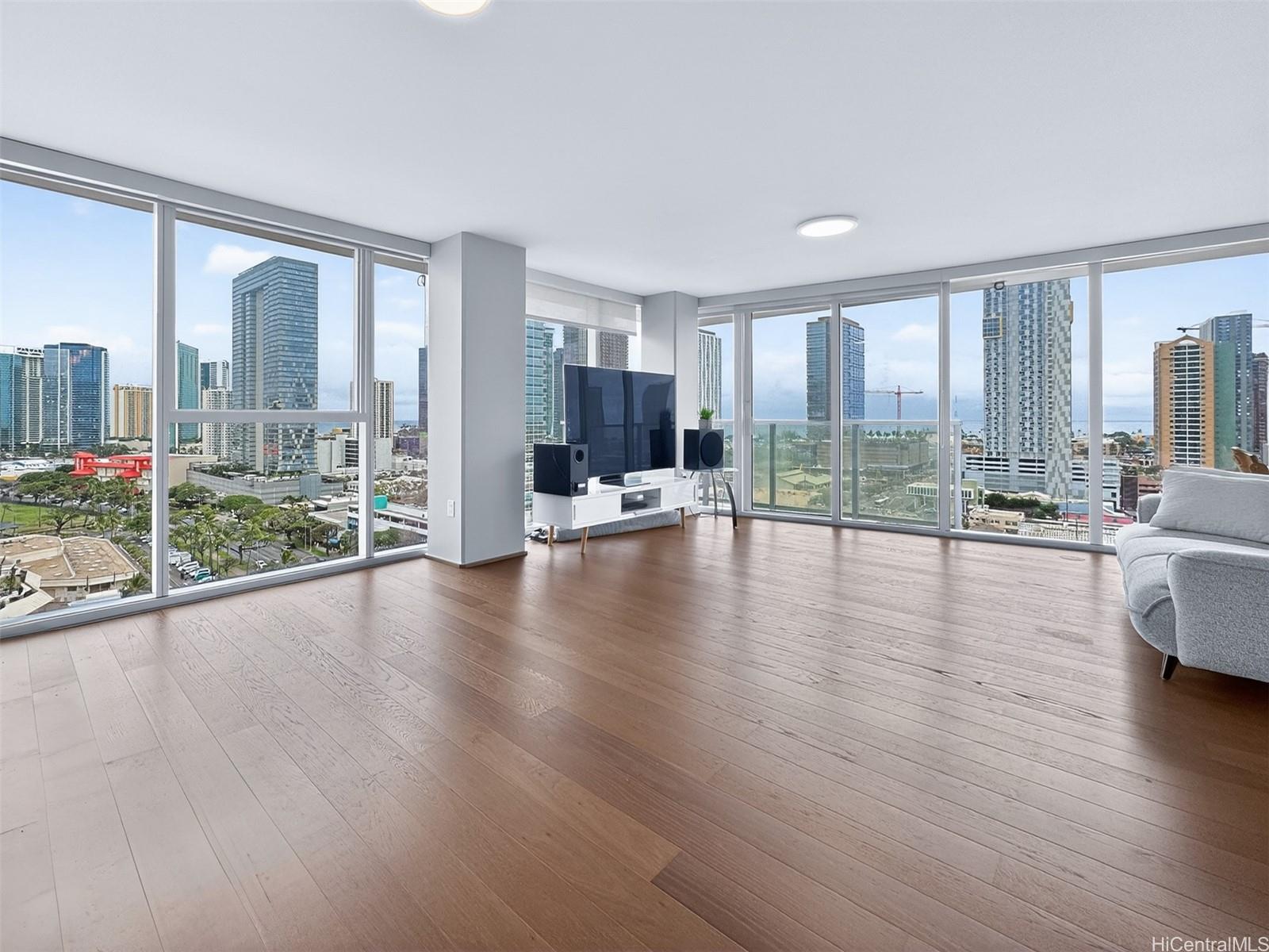 888 Kapiolani Boulevard 1705