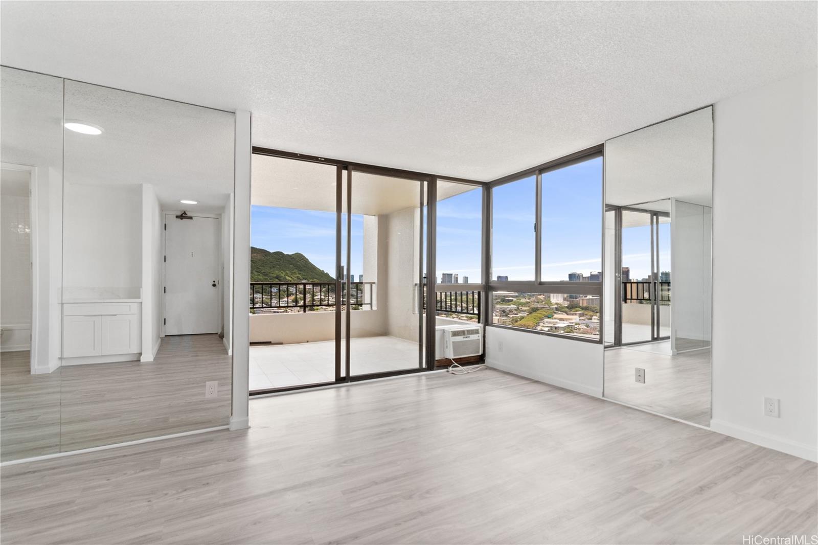 55 S Judd Street  Unit 2206