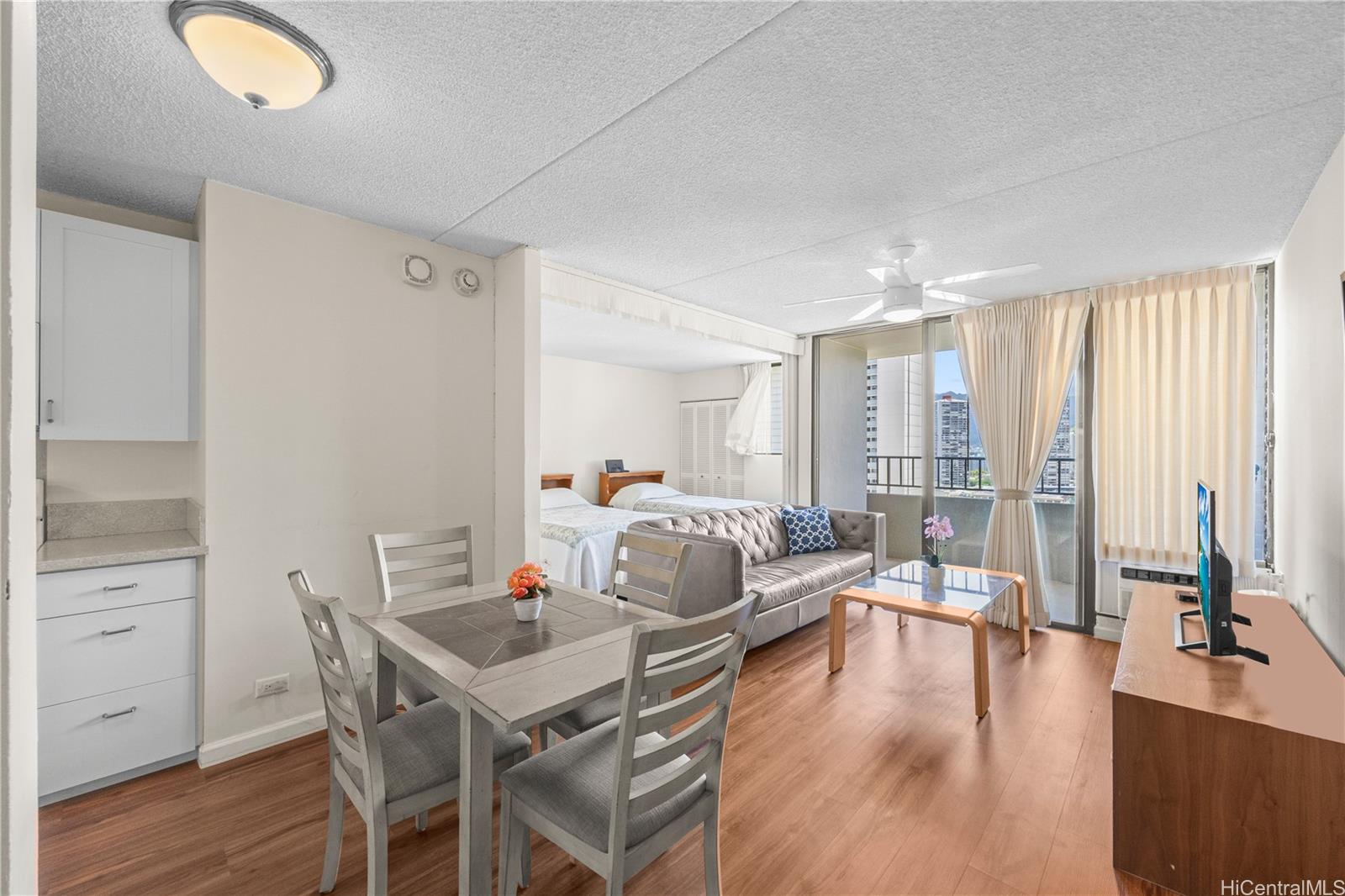 2240 Kuhio Avenue 1802