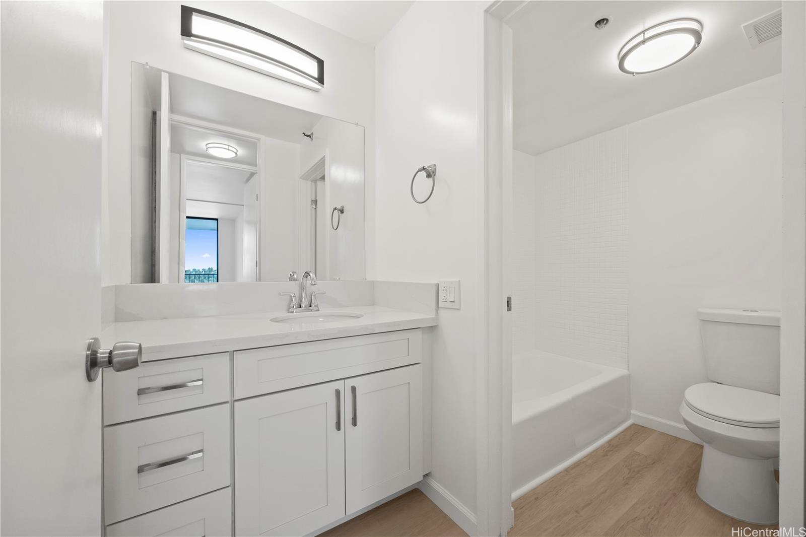 322 Aoloa Street  Unit 611