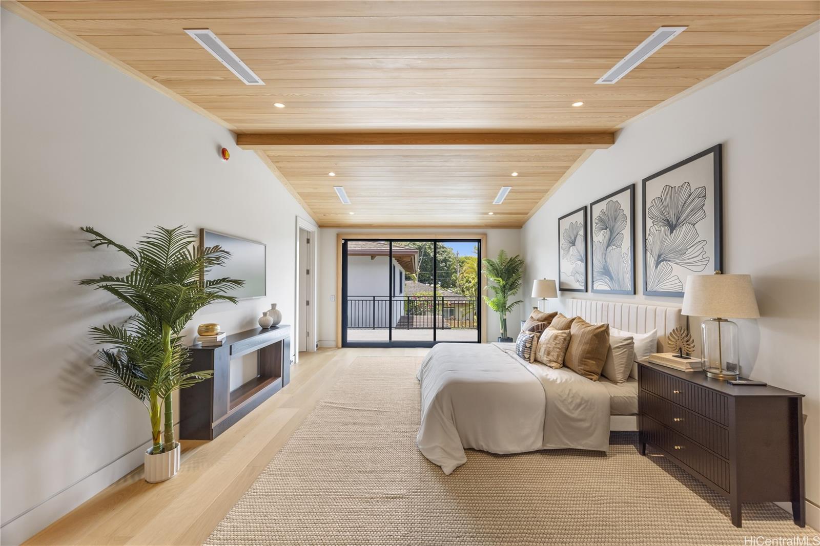 4561 Aukai Avenue