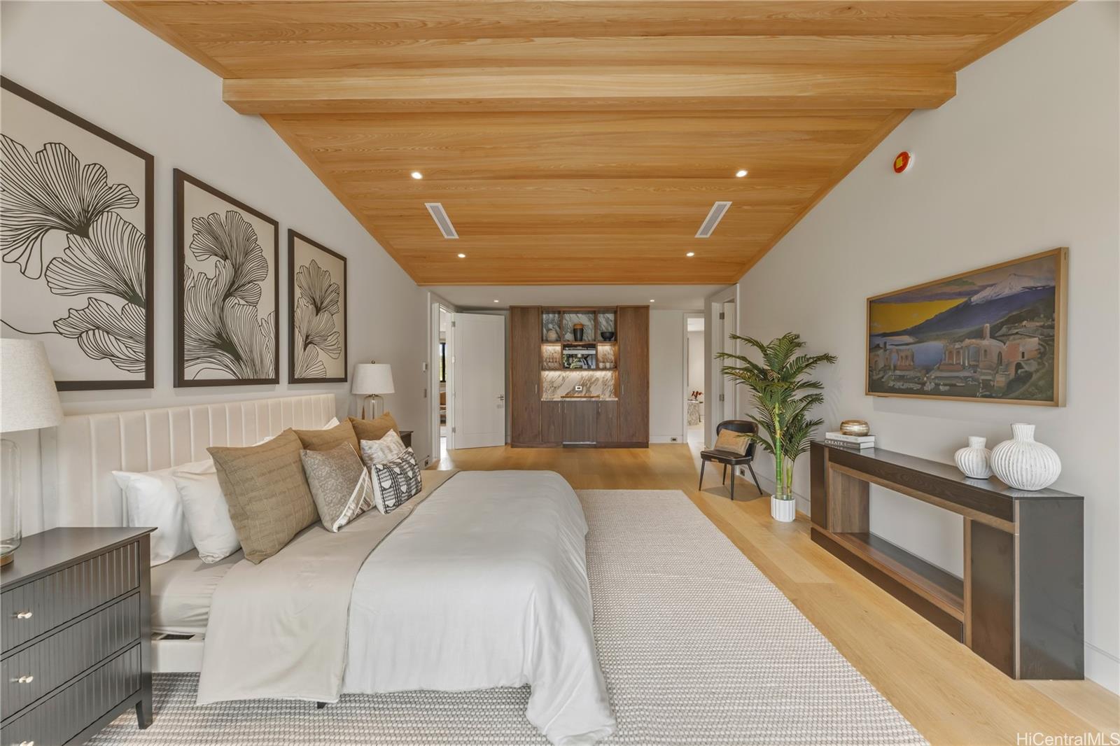 4561 Aukai Avenue