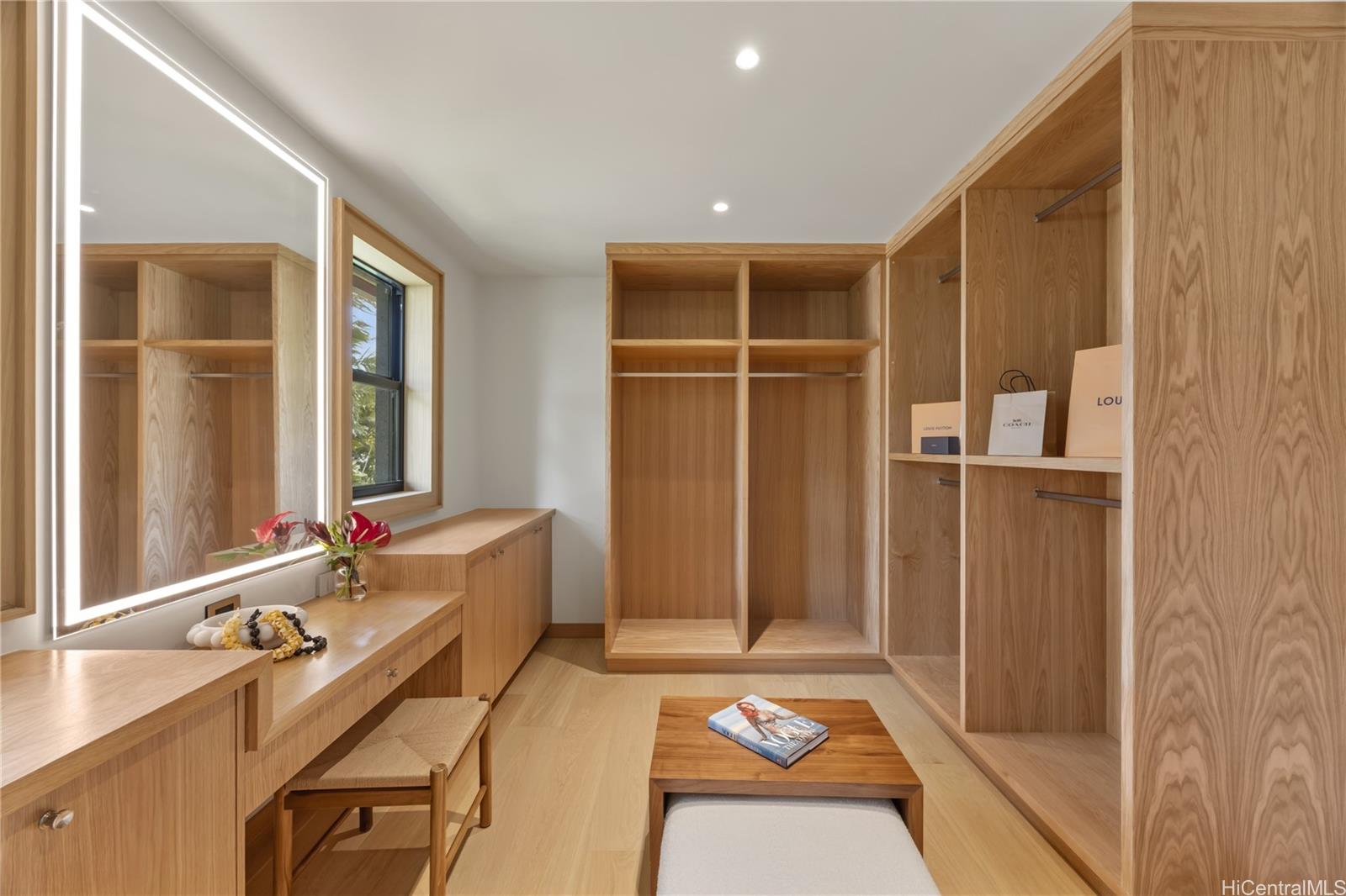 4561 Aukai Avenue