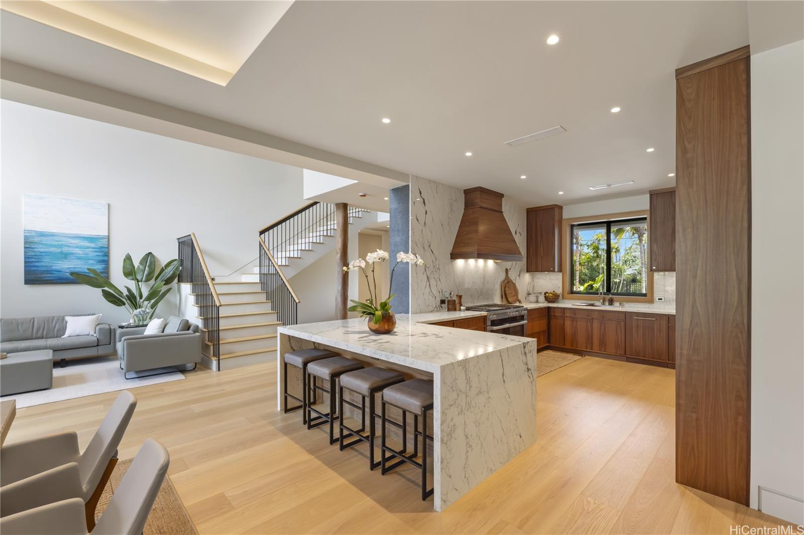 4561 Aukai Avenue