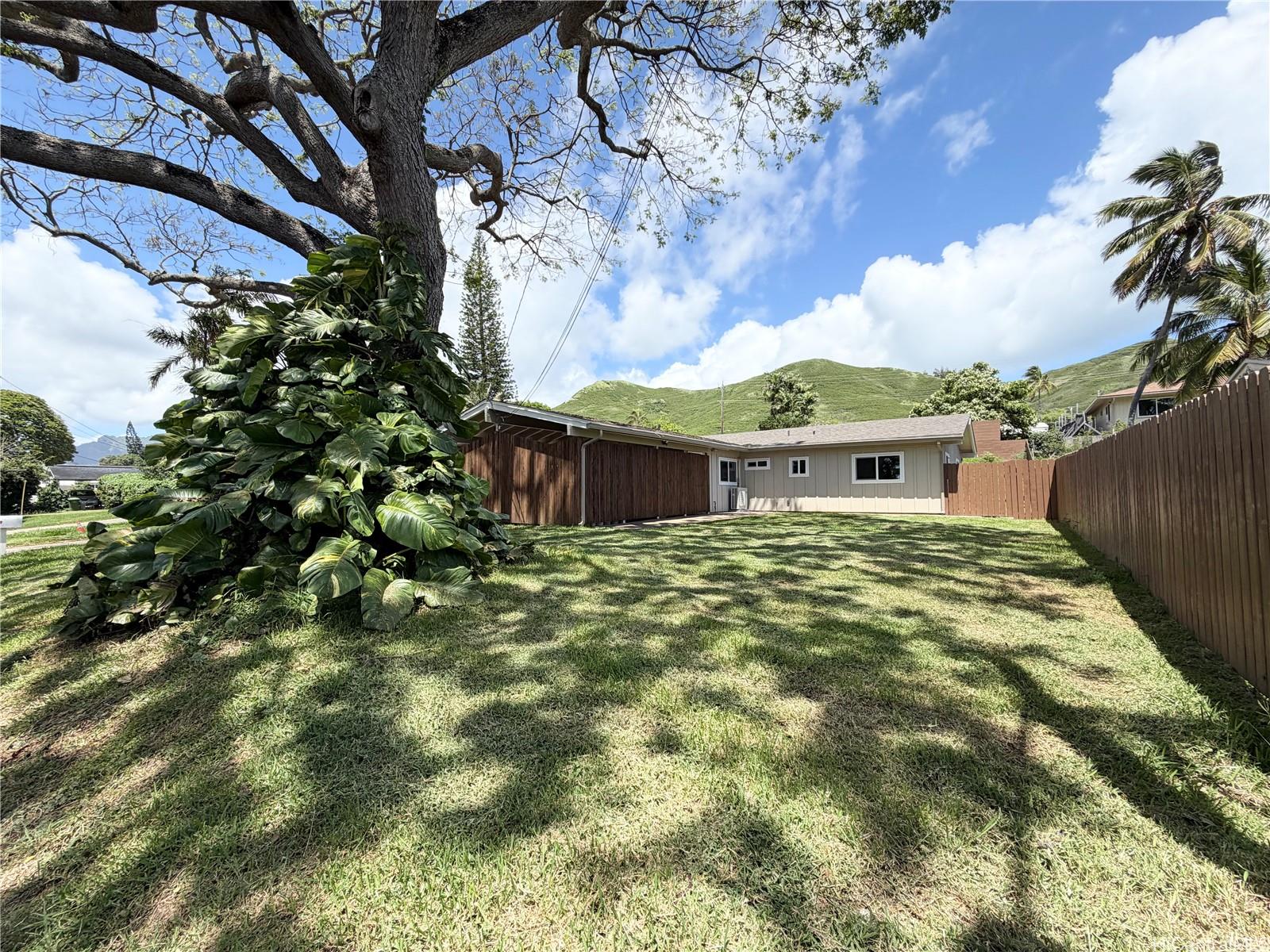 1225 Mokapu Boulevard