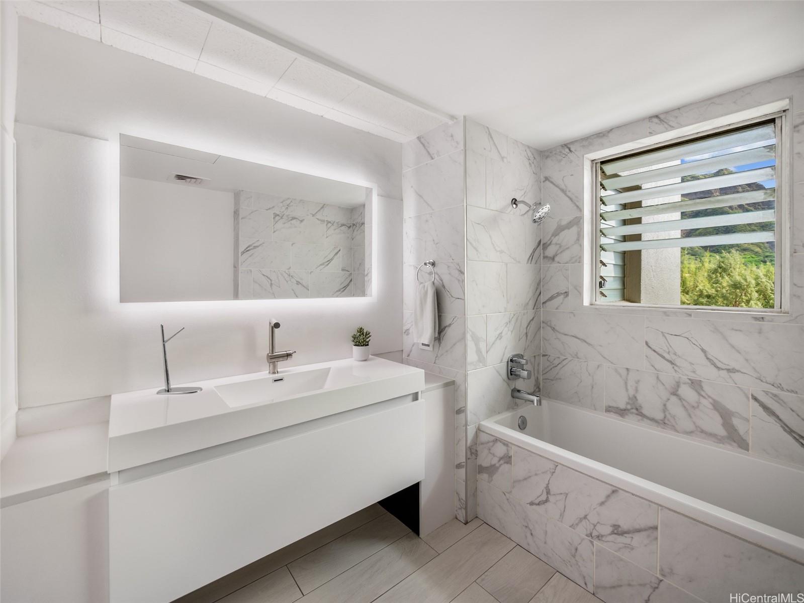 2969 Kalakaua Avenue  Unit 505