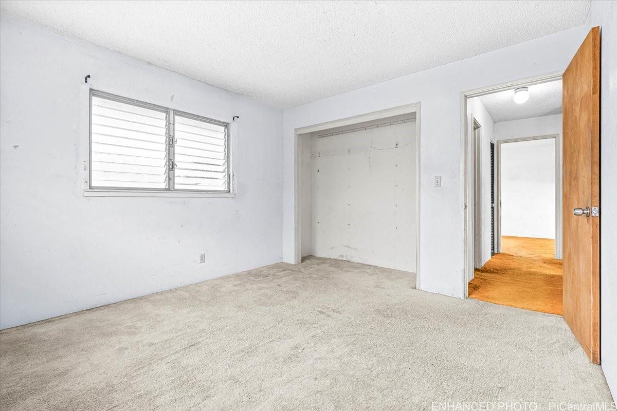 Photo 15 of 25