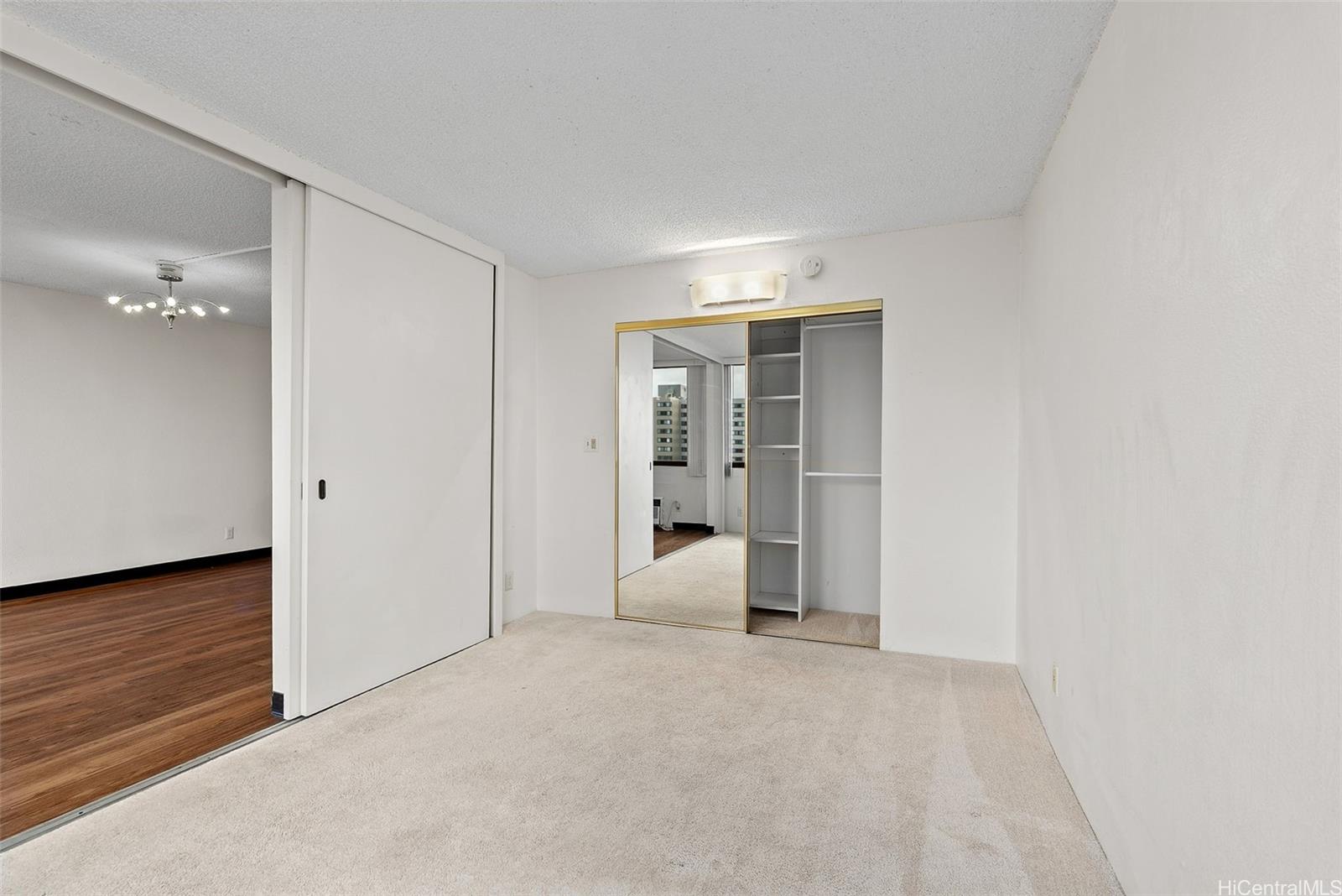 1255 Nuuanu Avenue  Unit E2506