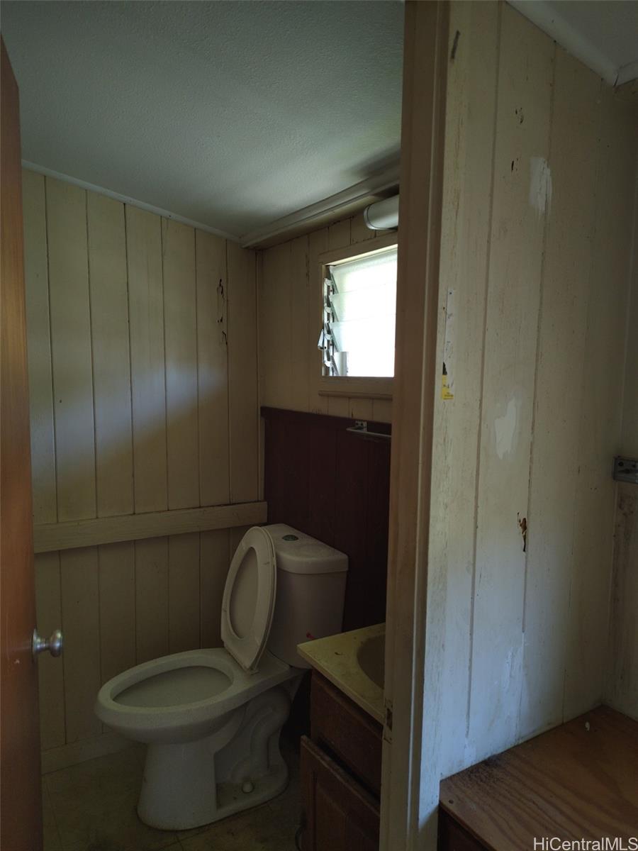 Photo 6 of 9