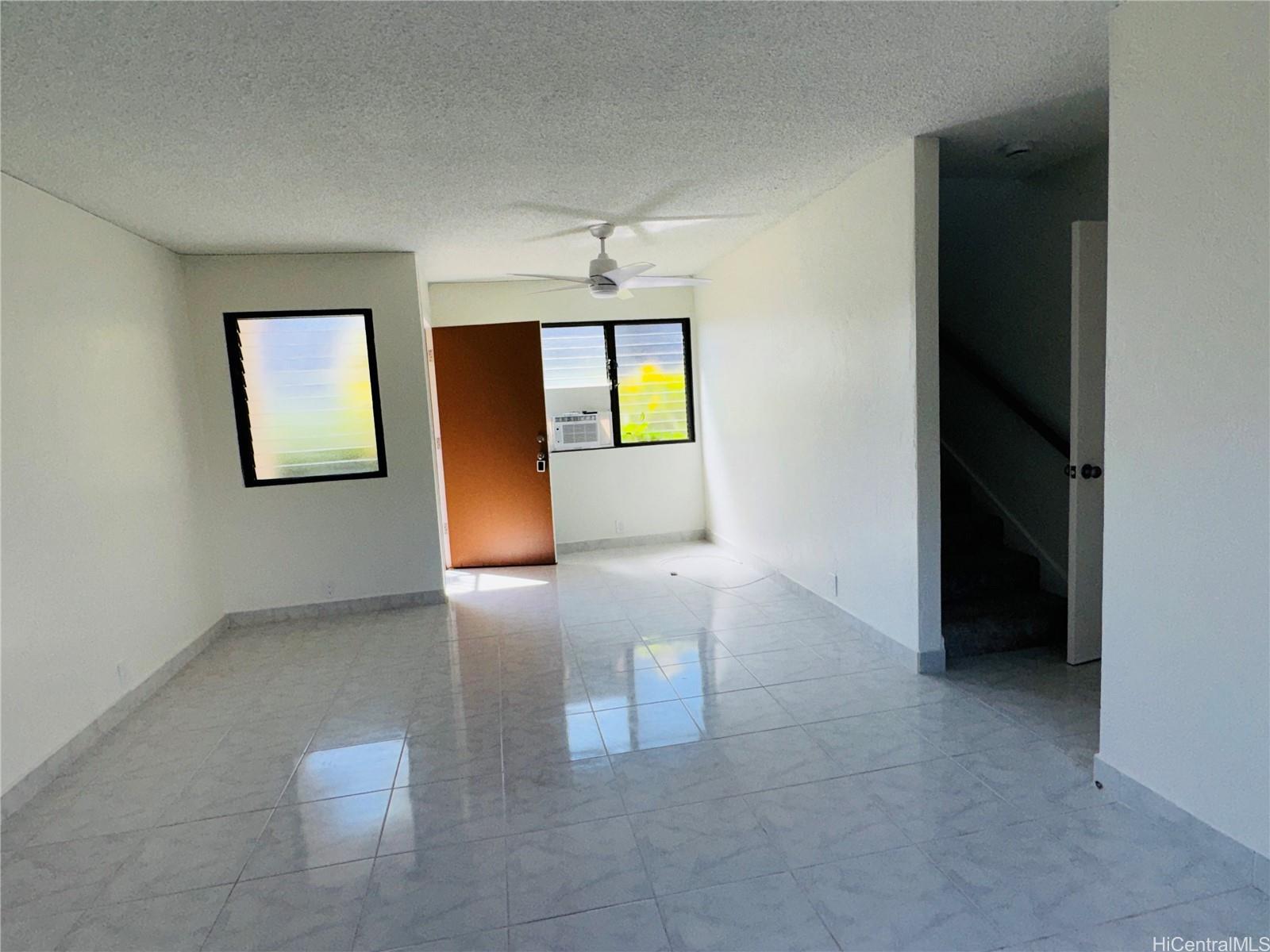 Photo 8 of 20