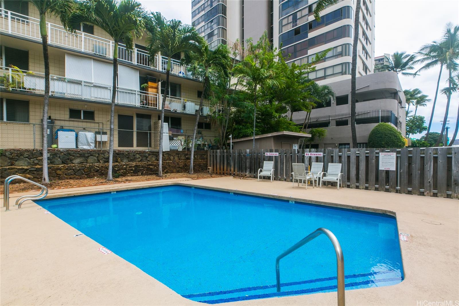 2724 Kahoaloha Lane  Unit 1606
