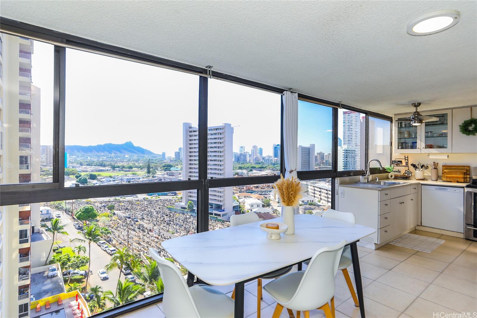2724 Kahoaloha Lane  Unit 1606