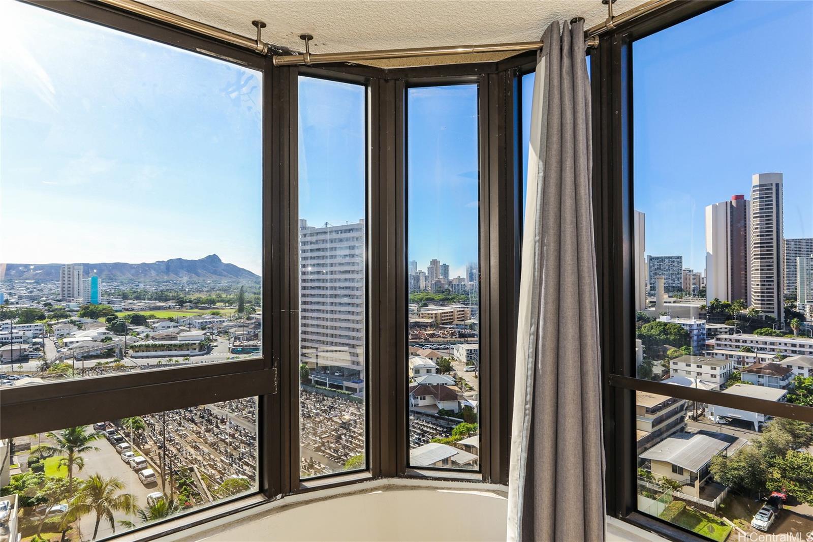 2724 Kahoaloha Lane  Unit 1606