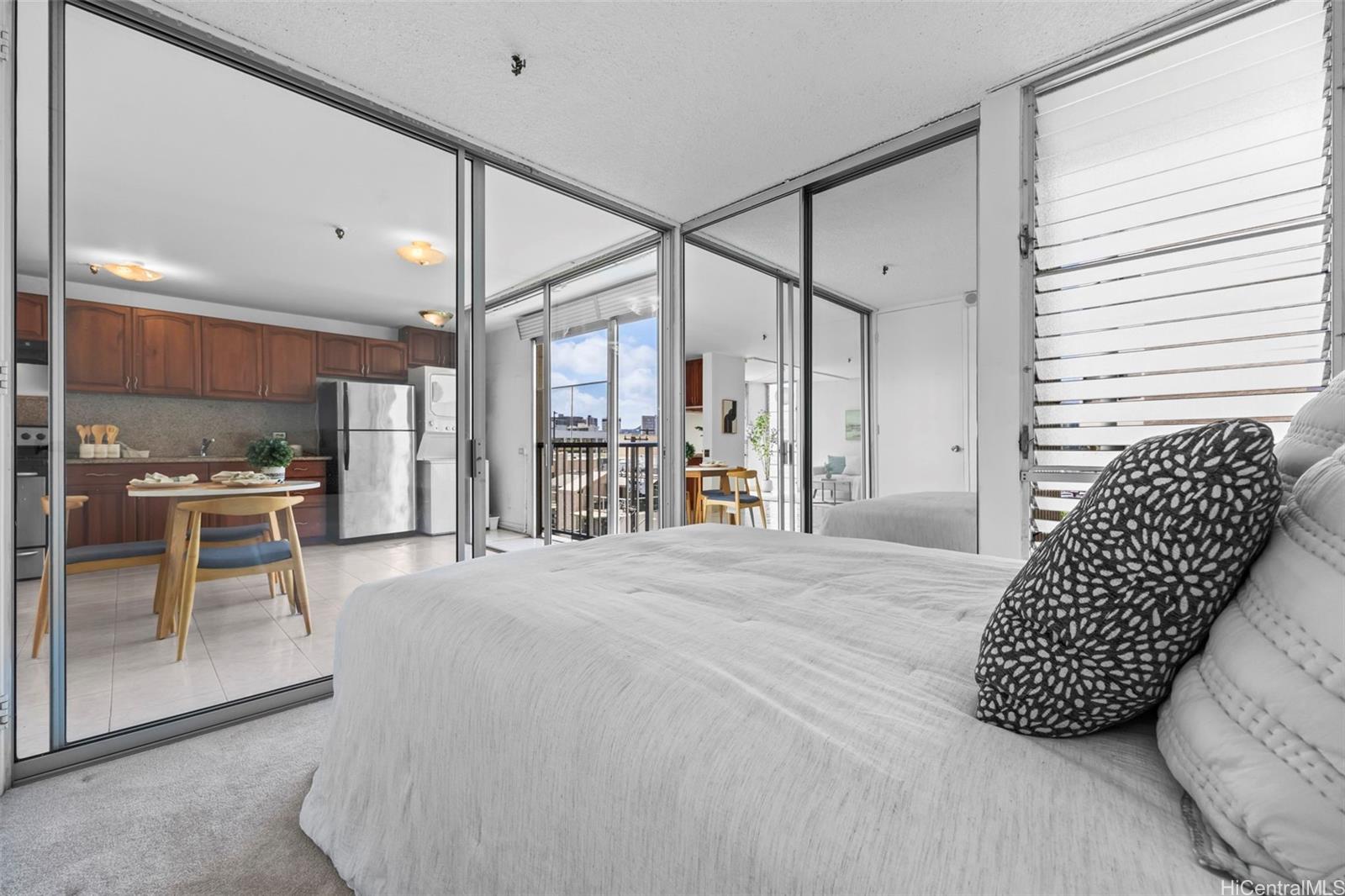 1226 Alexander Street  Unit 501