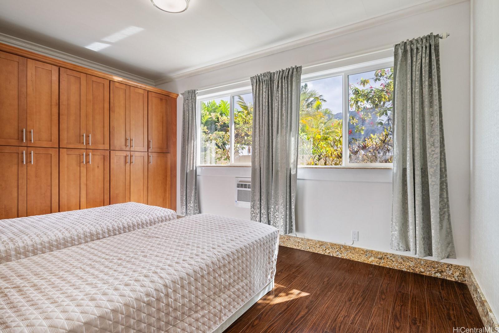 41-51 Hinalea Street