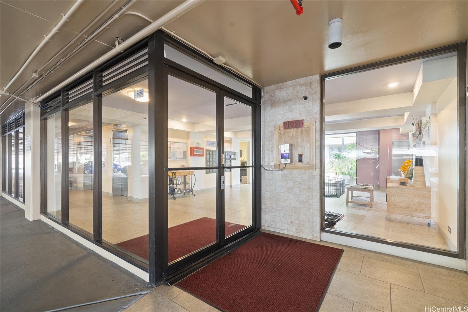 2232 Kapiolani Boulevard  Unit 404