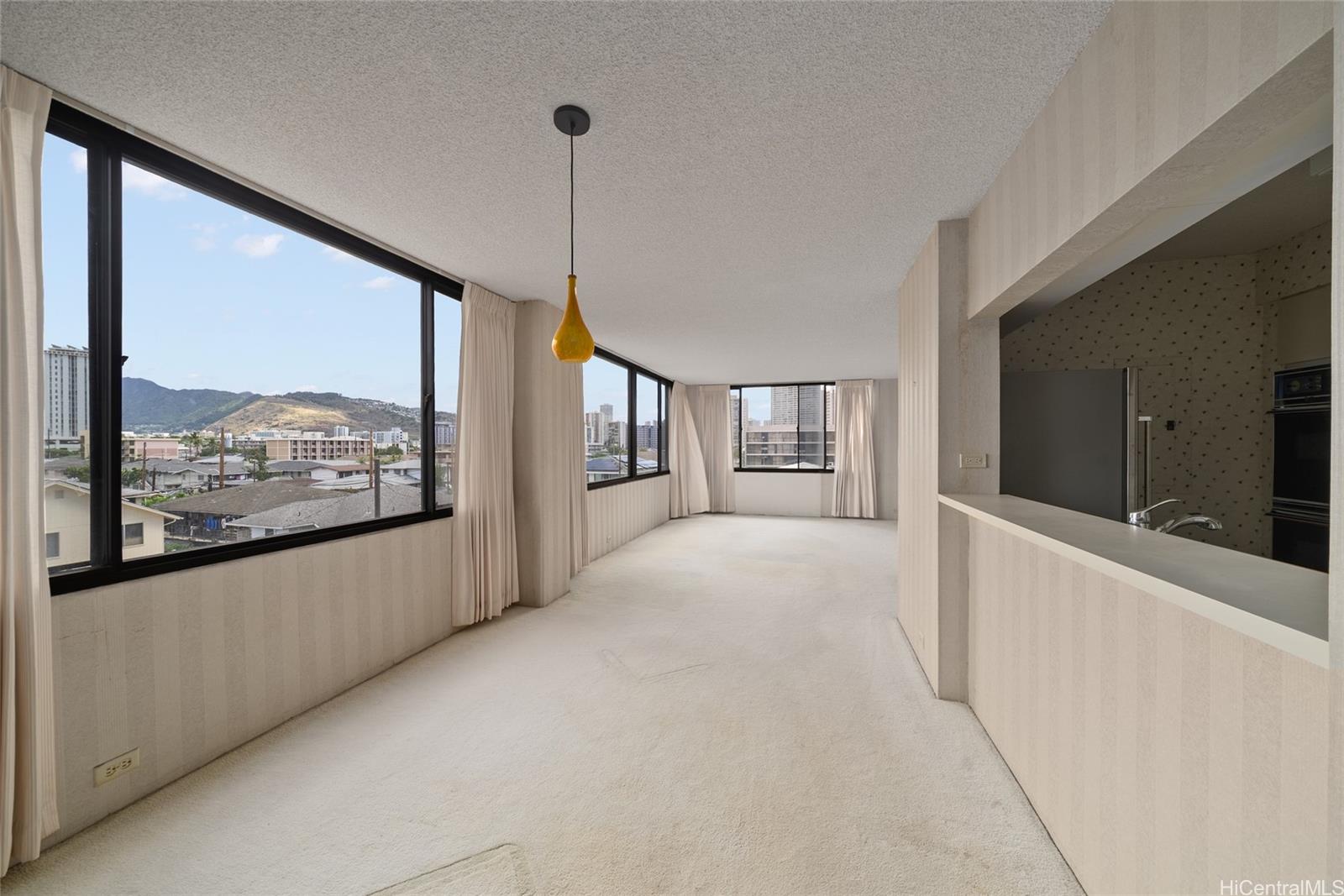 2232 Kapiolani Boulevard  Unit 404