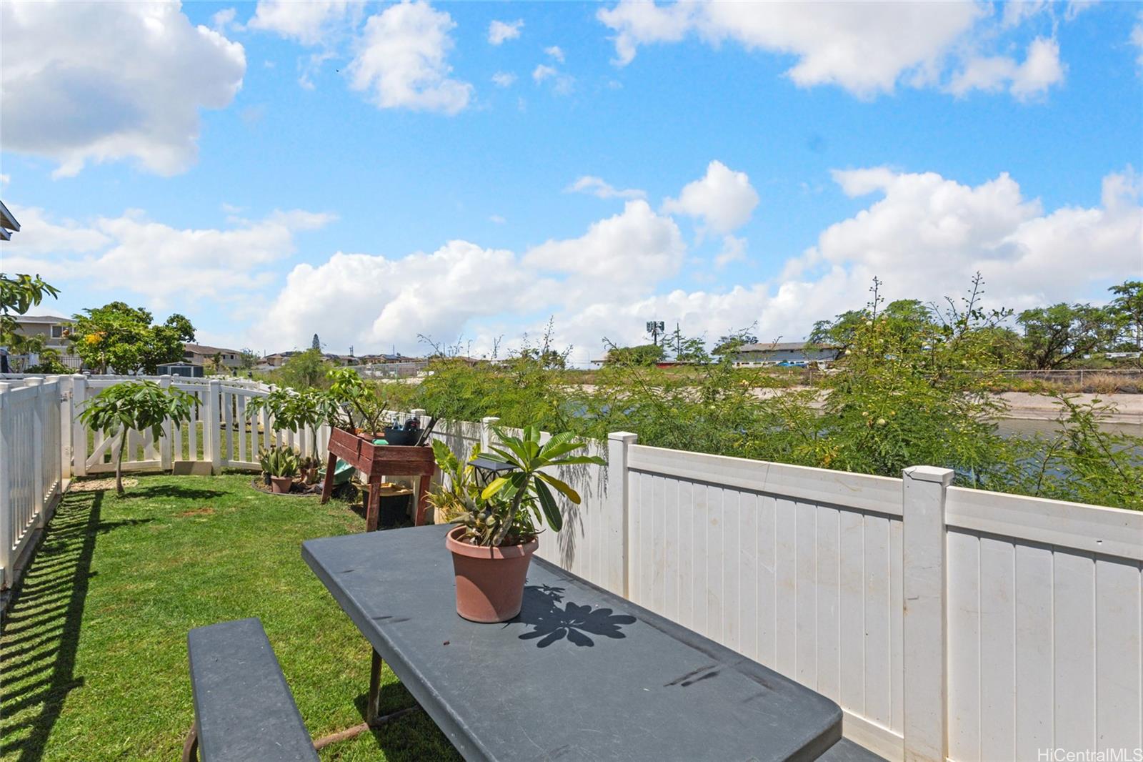 87-176 Maipalaoa Road  Unit C8