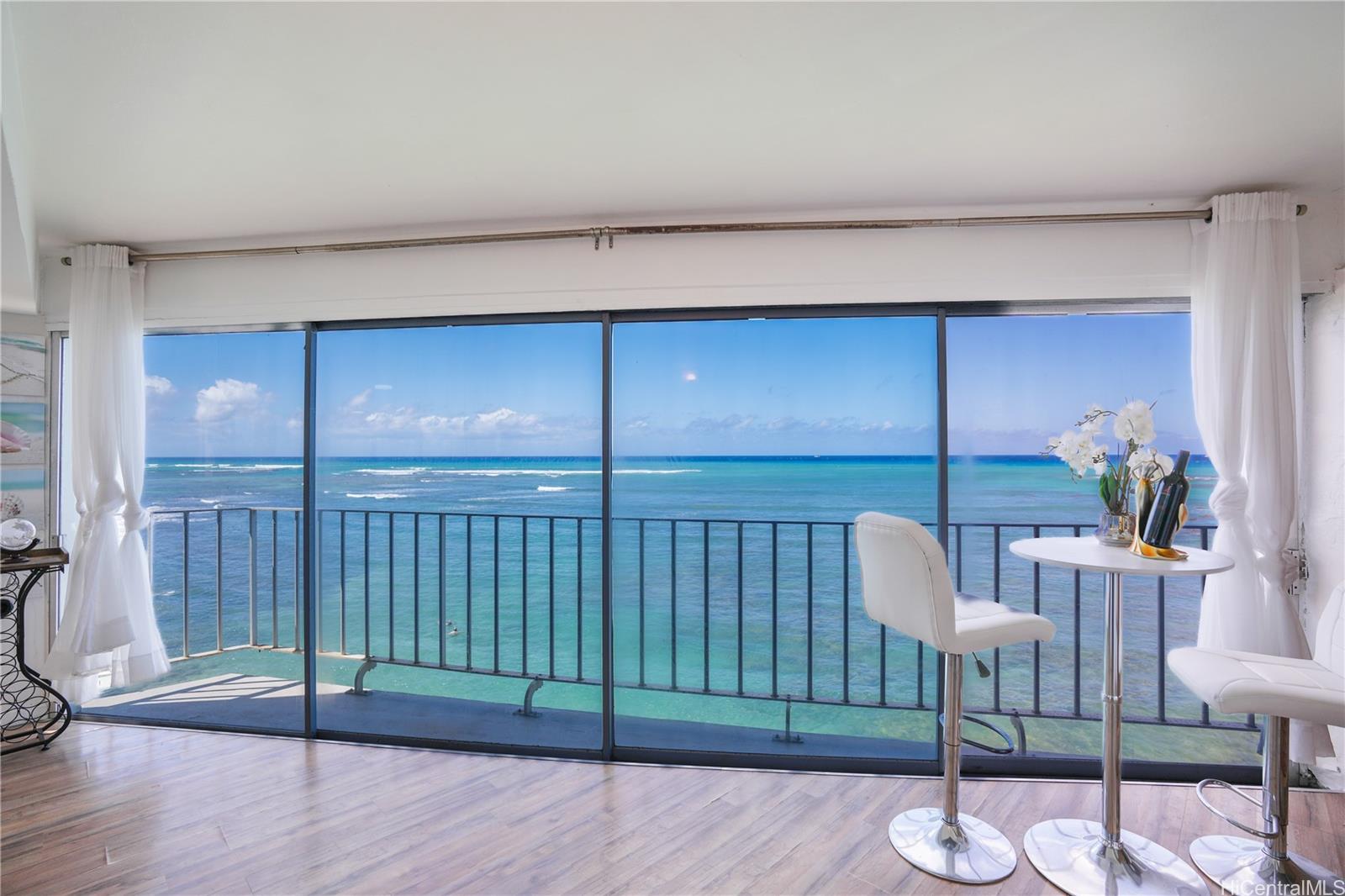 2957 Kalakaua Avenue  Unit 306