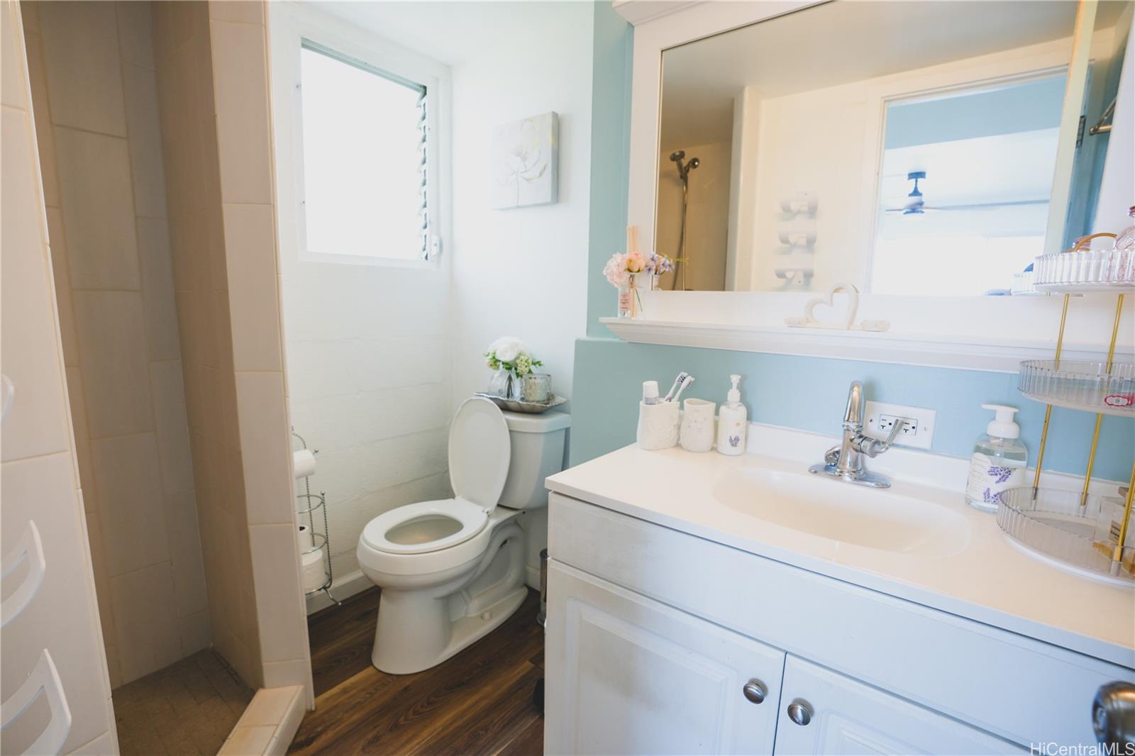 2957 Kalakaua Avenue  Unit 306