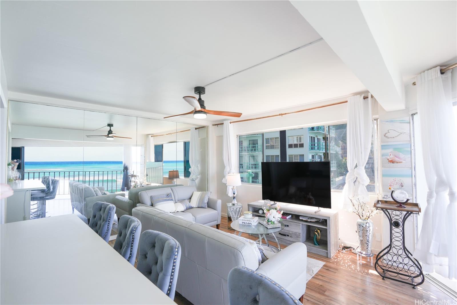 2957 Kalakaua Avenue  Unit 306