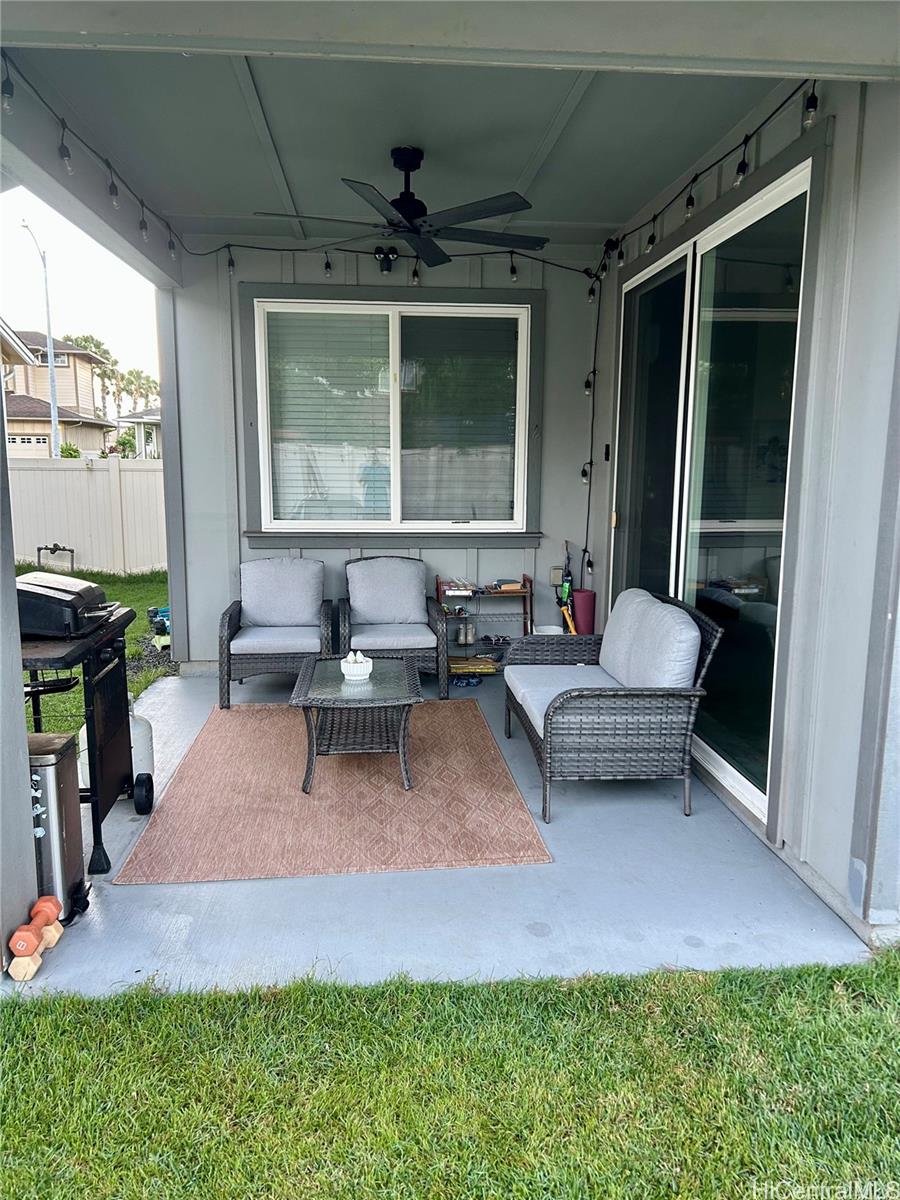 Photo 6 of 18