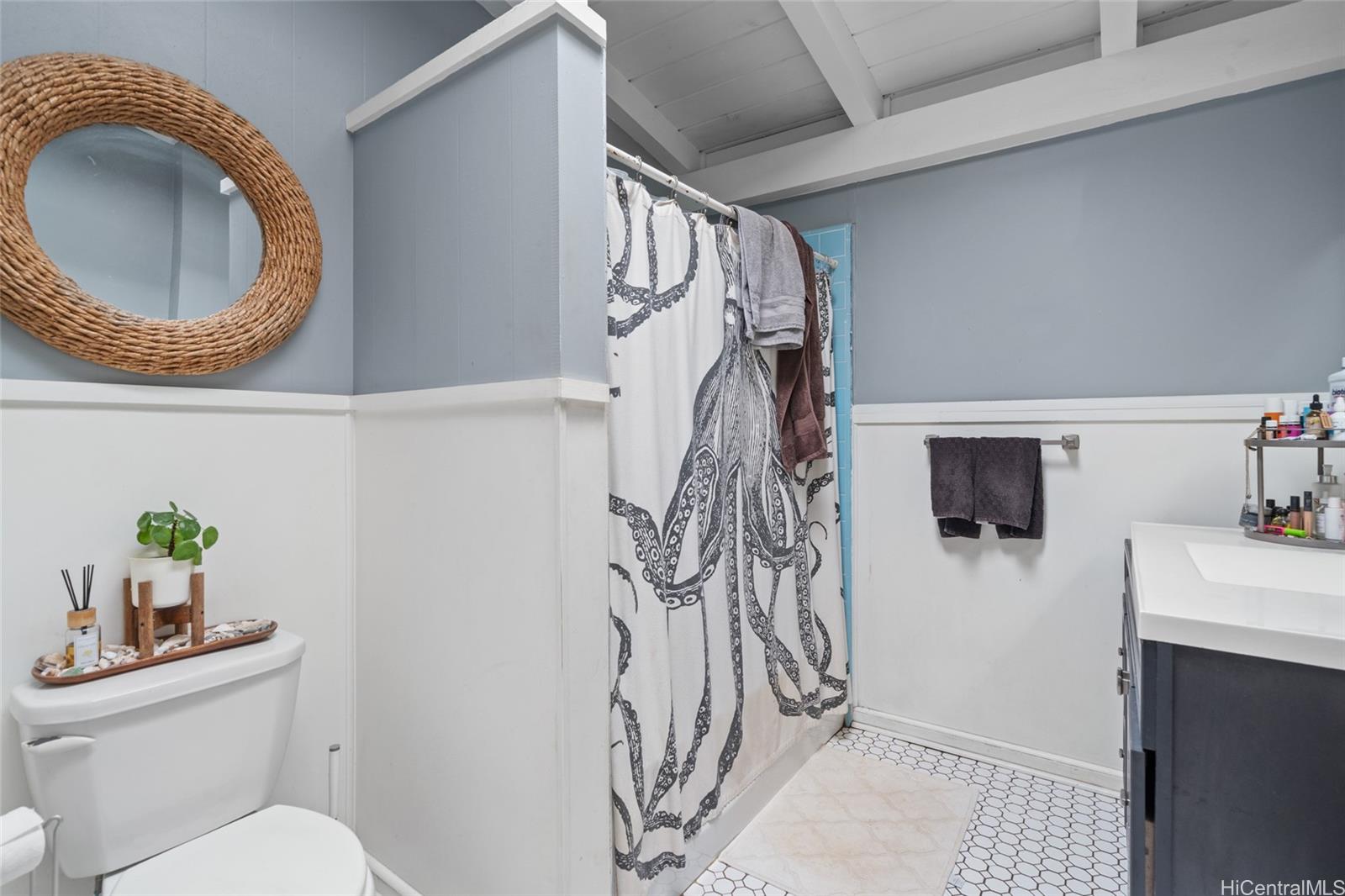 Photo 12 of 15