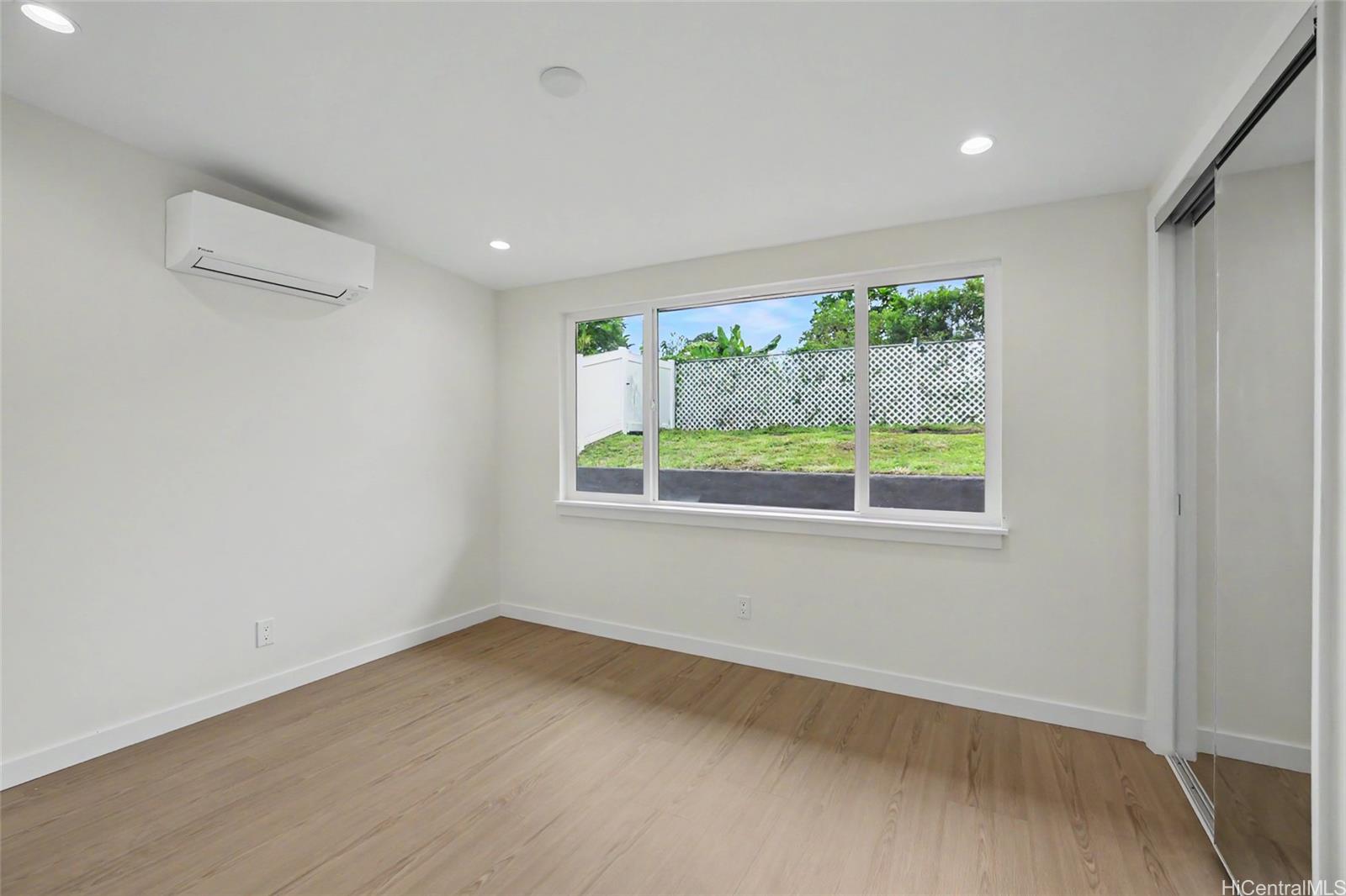 1519 Uluhaku Place