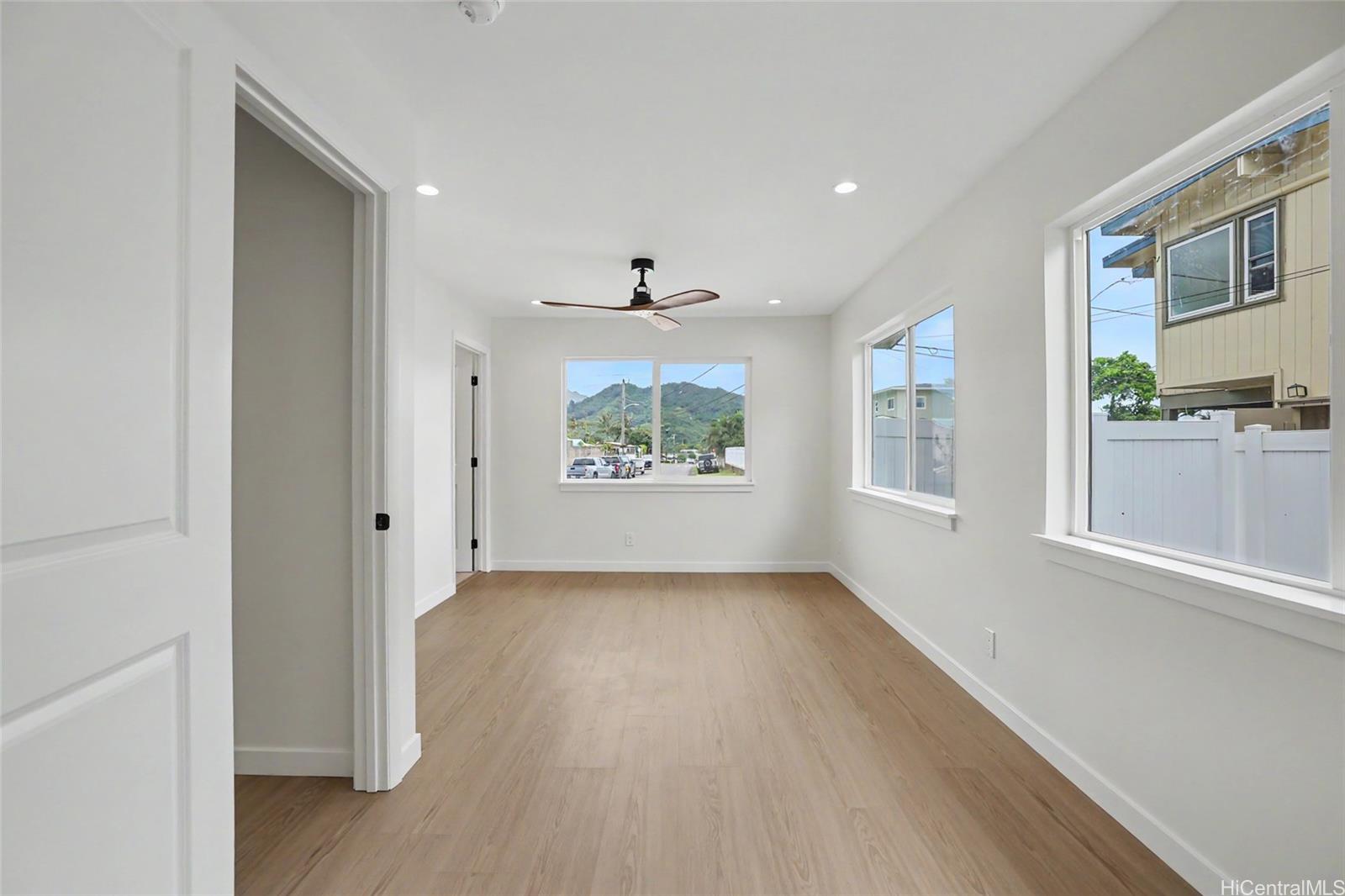 1519 Uluhaku Place