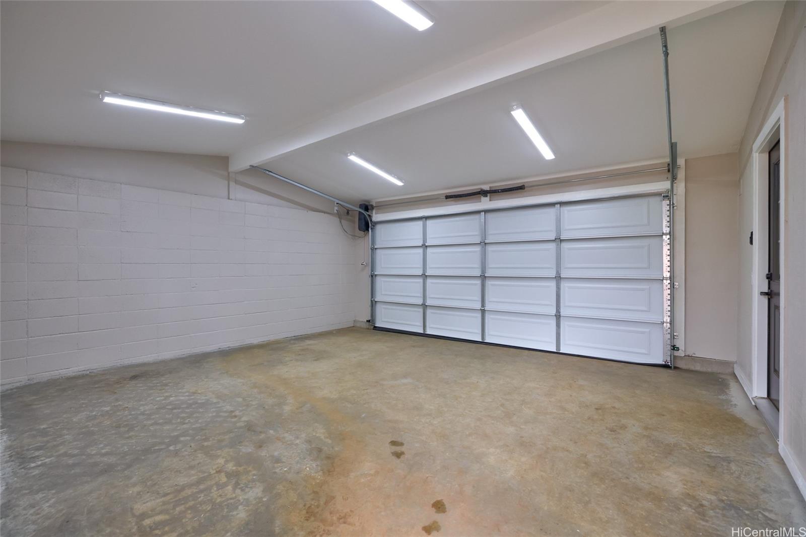 1519 Uluhaku Place