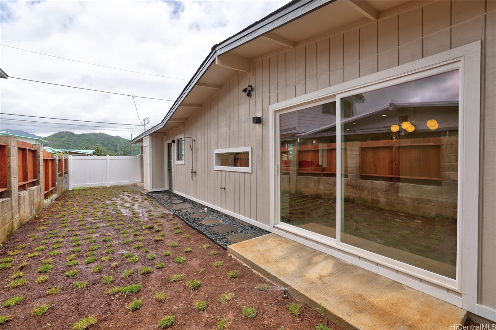 1519 Uluhaku Place